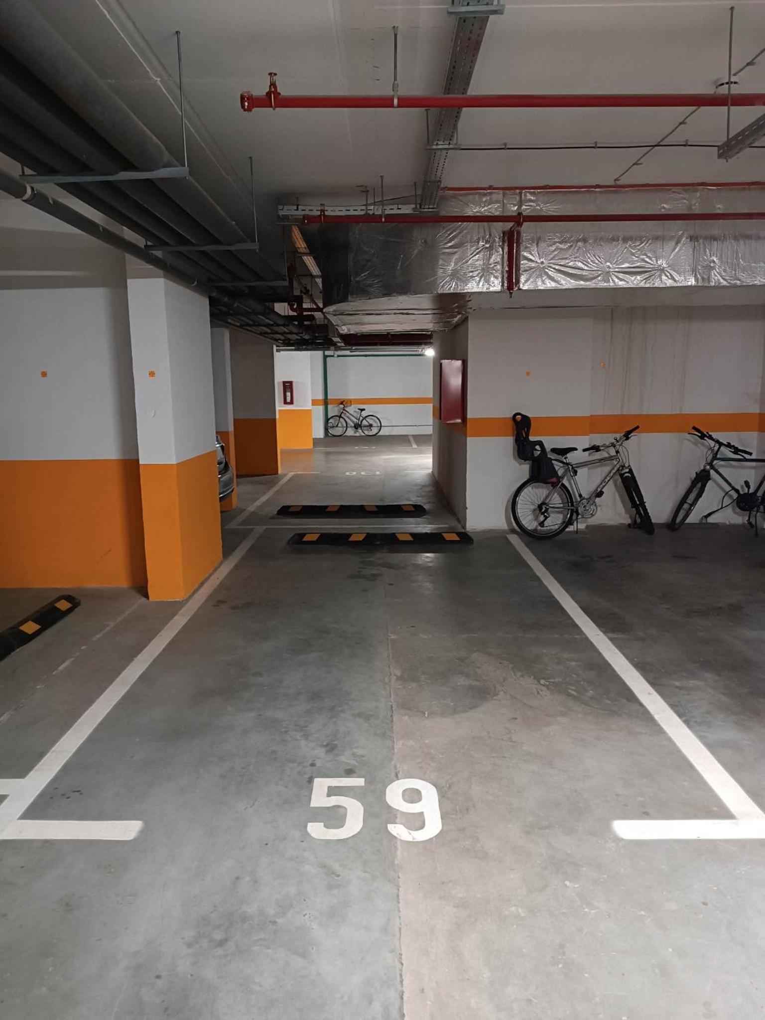 VERTIGO One Bedroom apartment - Free private parking-Fast Wi-Fi view 2