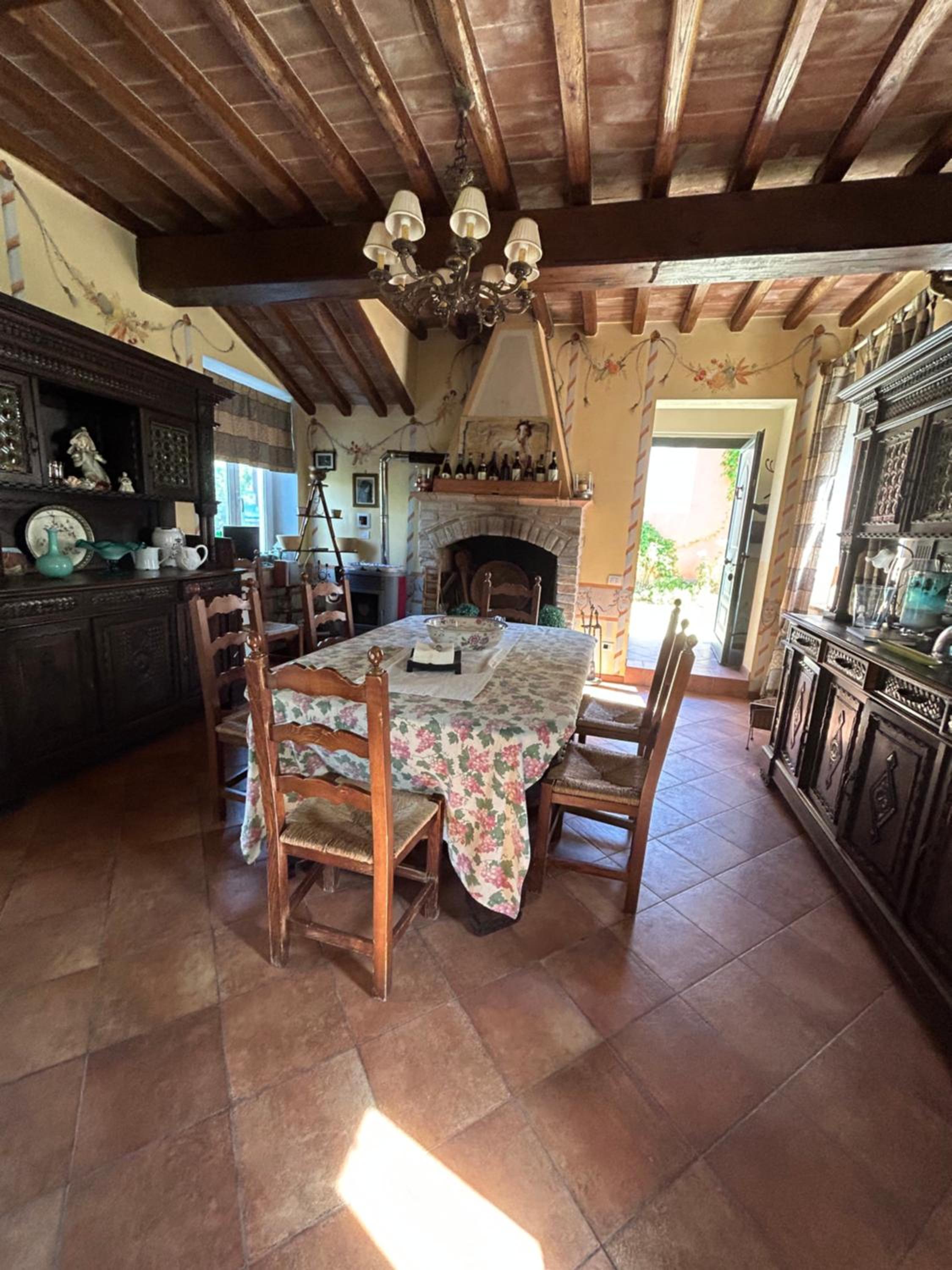 Charming Villa with swimming pool-Todi, Italy