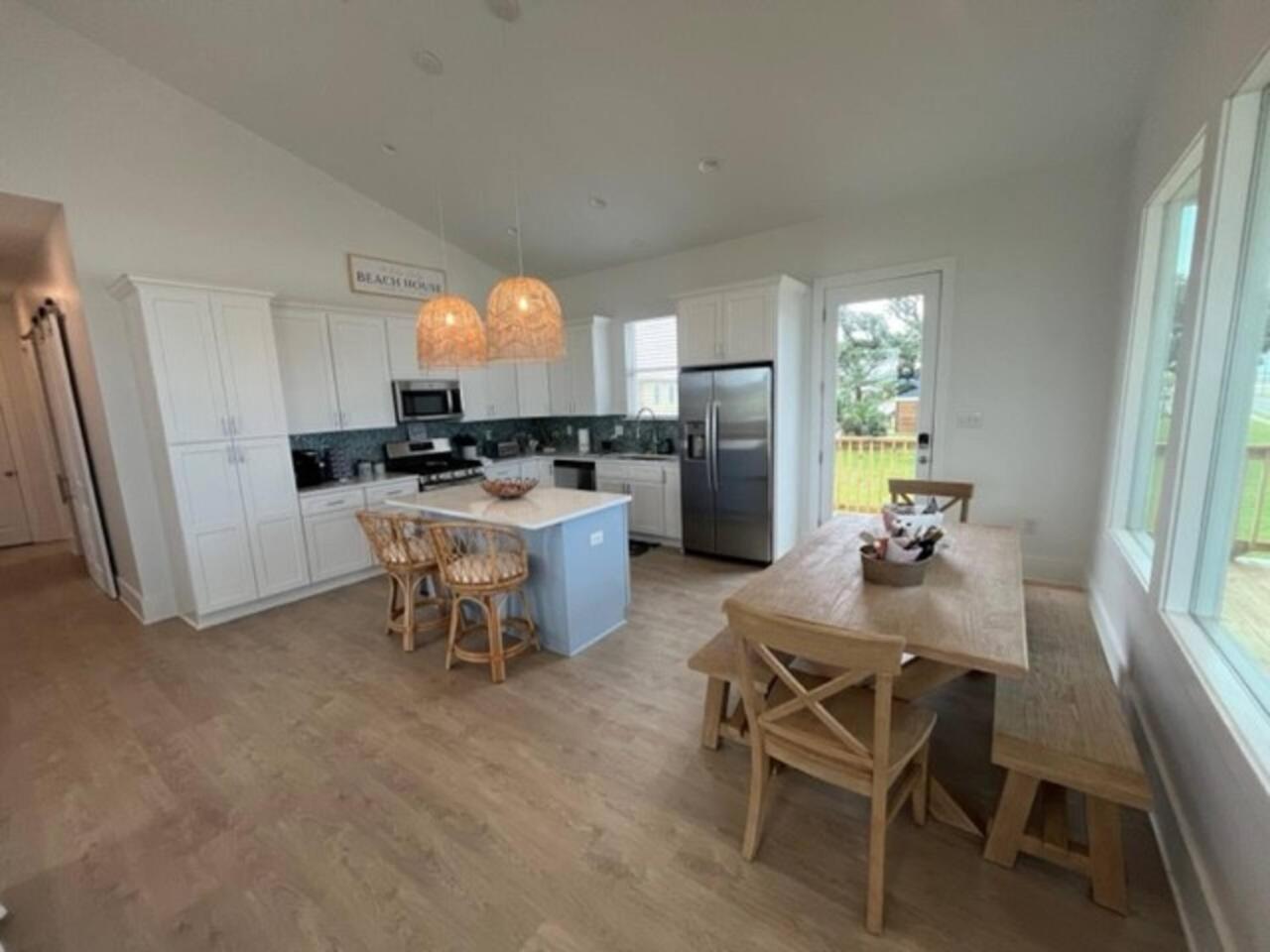 Beauty on the Beach Gulf Luxury w/ Gorgeous Views view 4