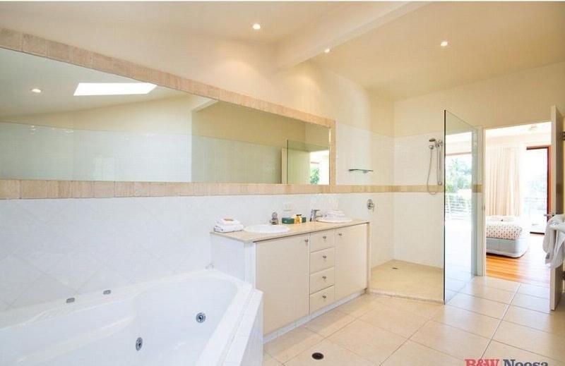 Pet-Friendly Waterfront Hideaway