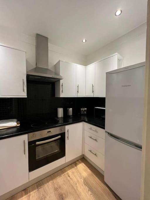 Spacious 2Bed/2Bath Flat next to London Eye