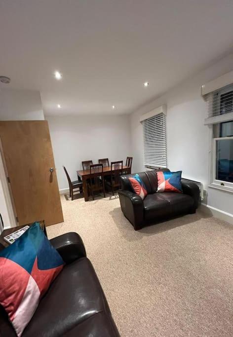 Spacious 2Bed/2Bath Flat next to London Eye