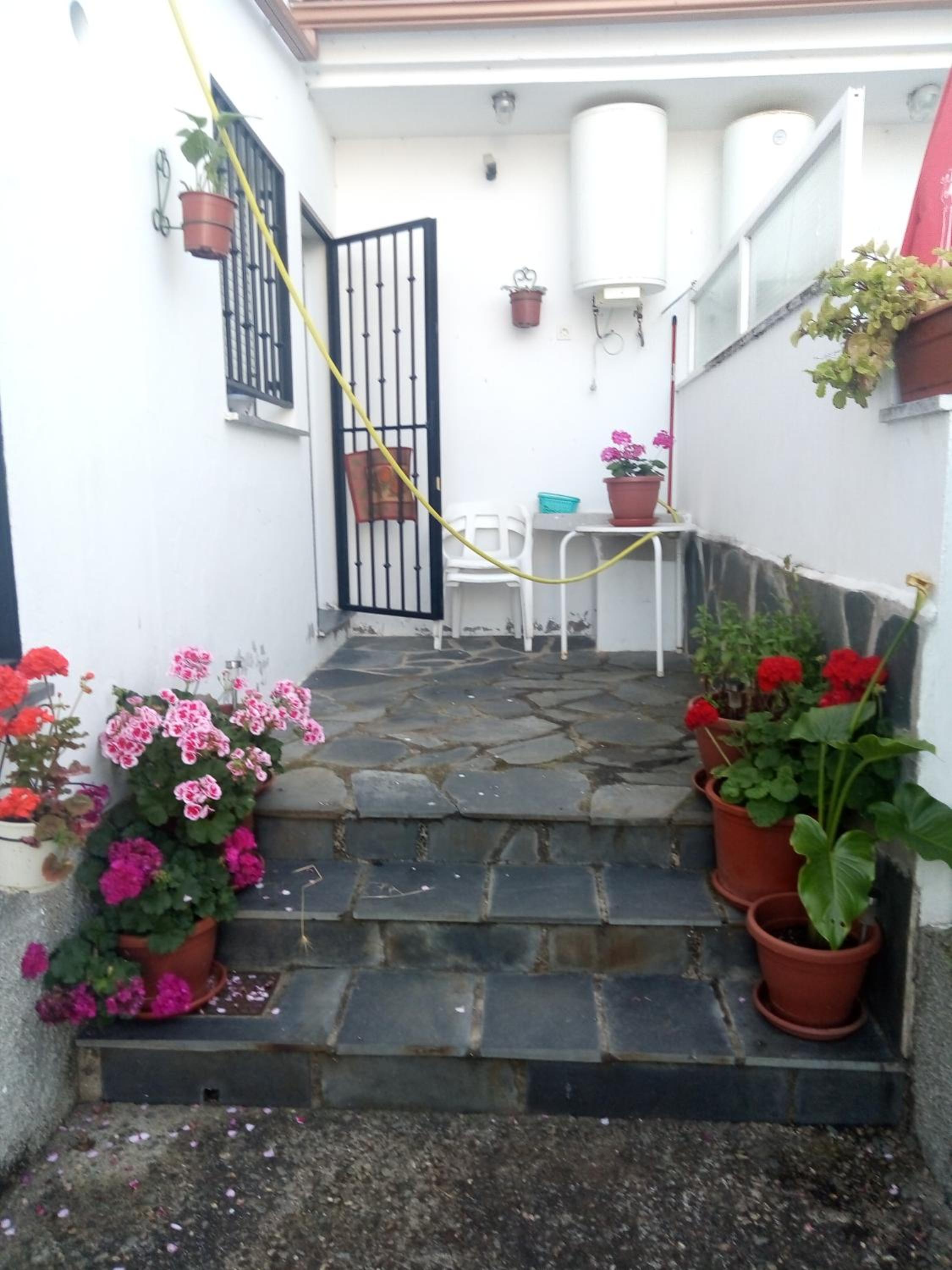 Apartamentos La Presa view 5