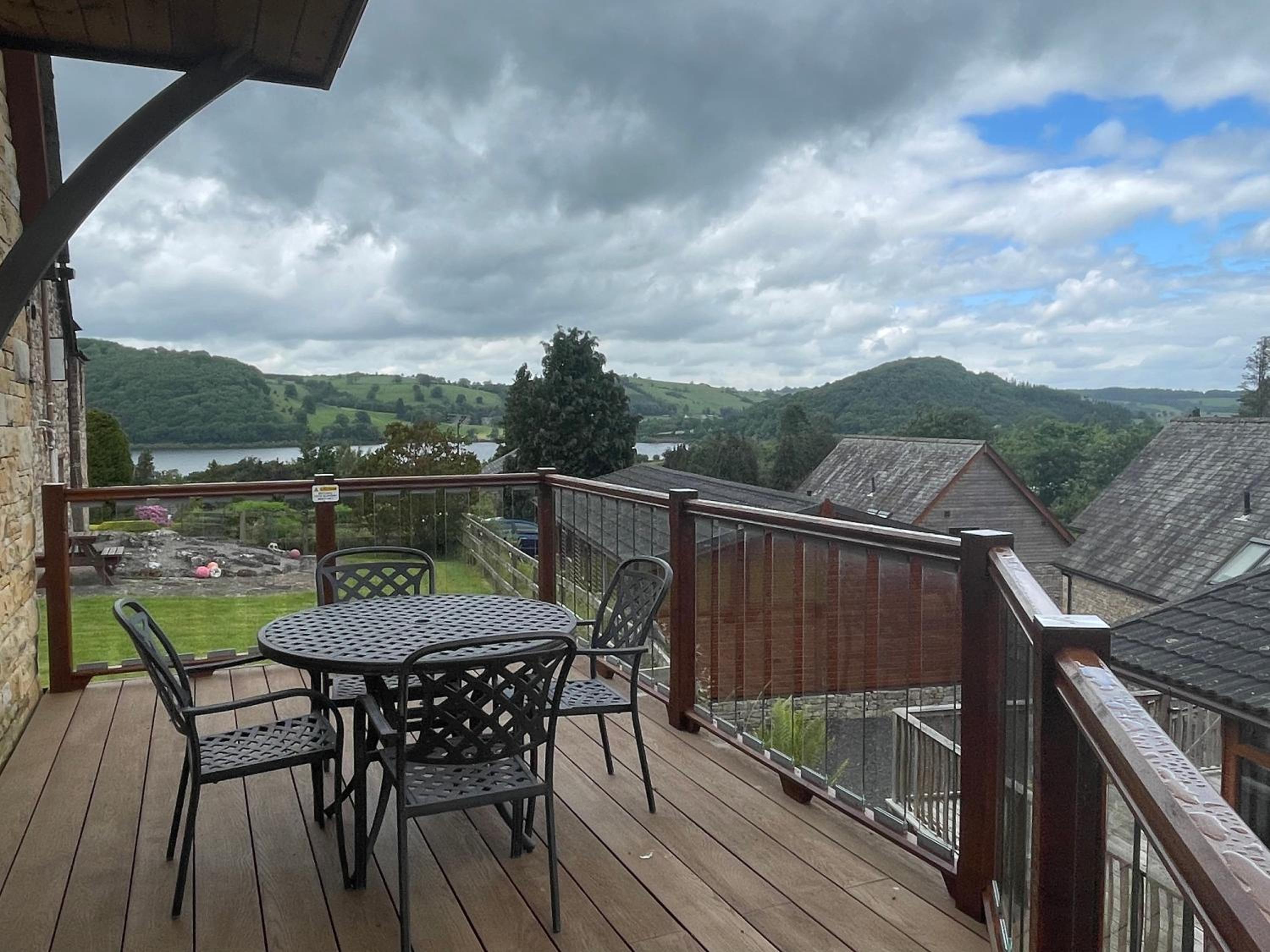 Penrith Vacations - Redwood Lodge - Property Image 24