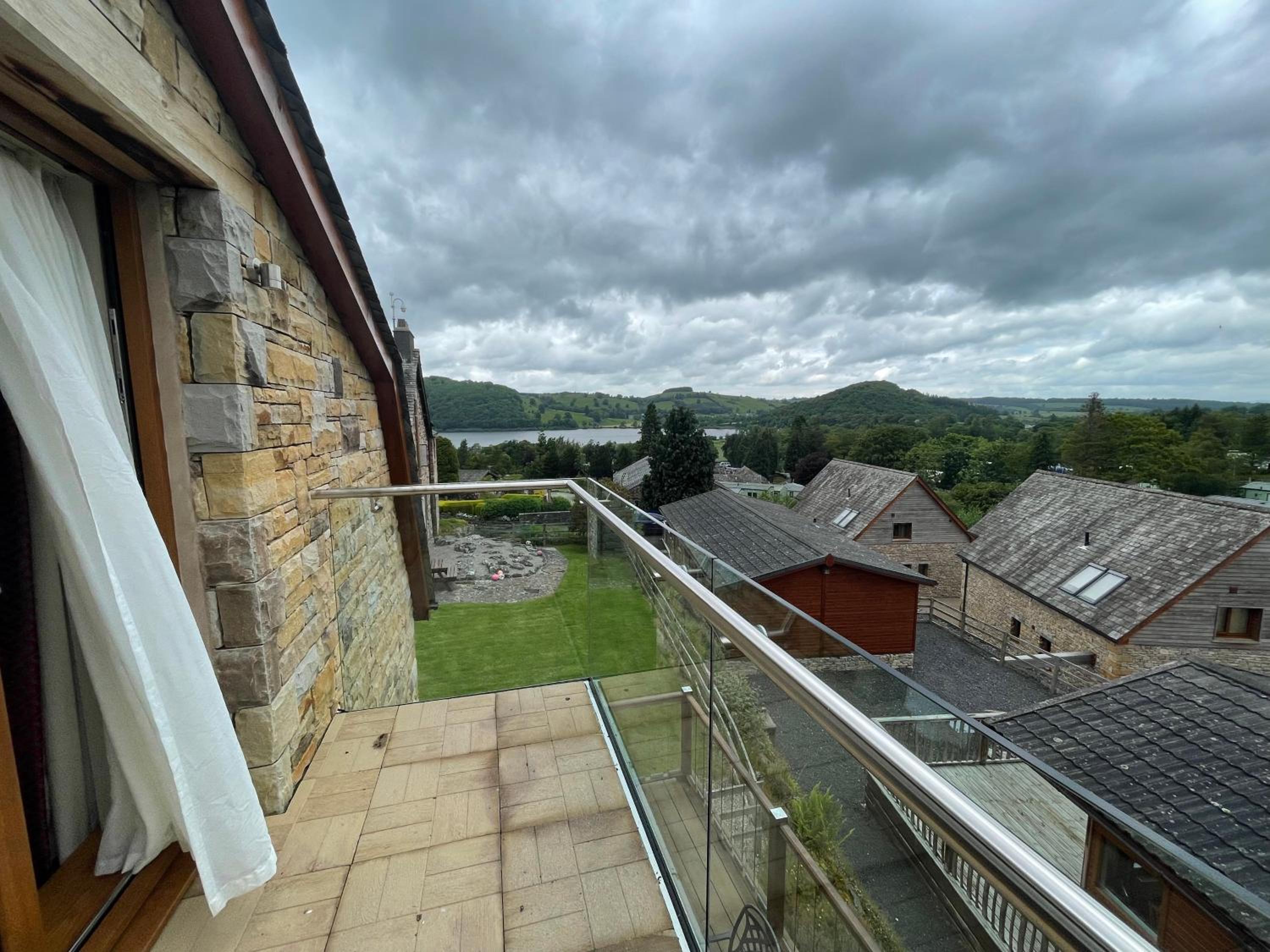 Penrith Vacations - Redwood Lodge - Property Image 18