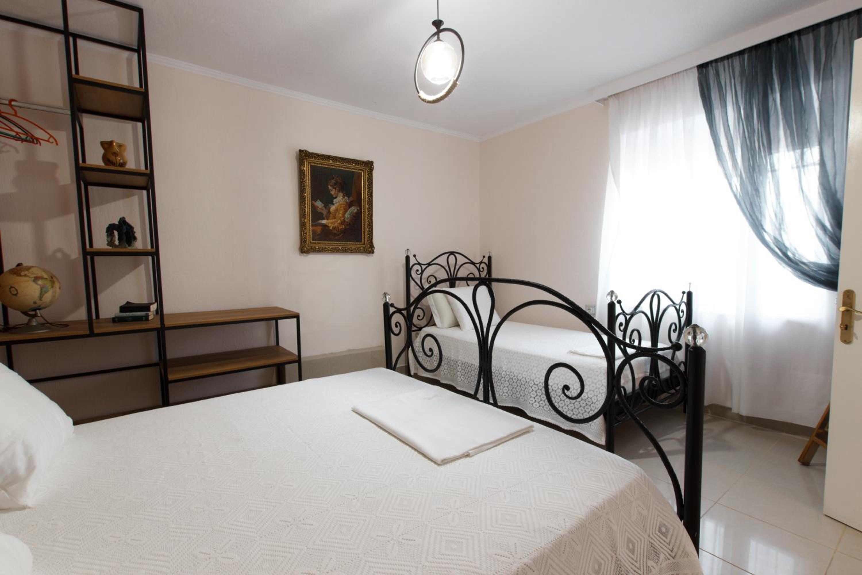 Martin Villa Gjirokaster