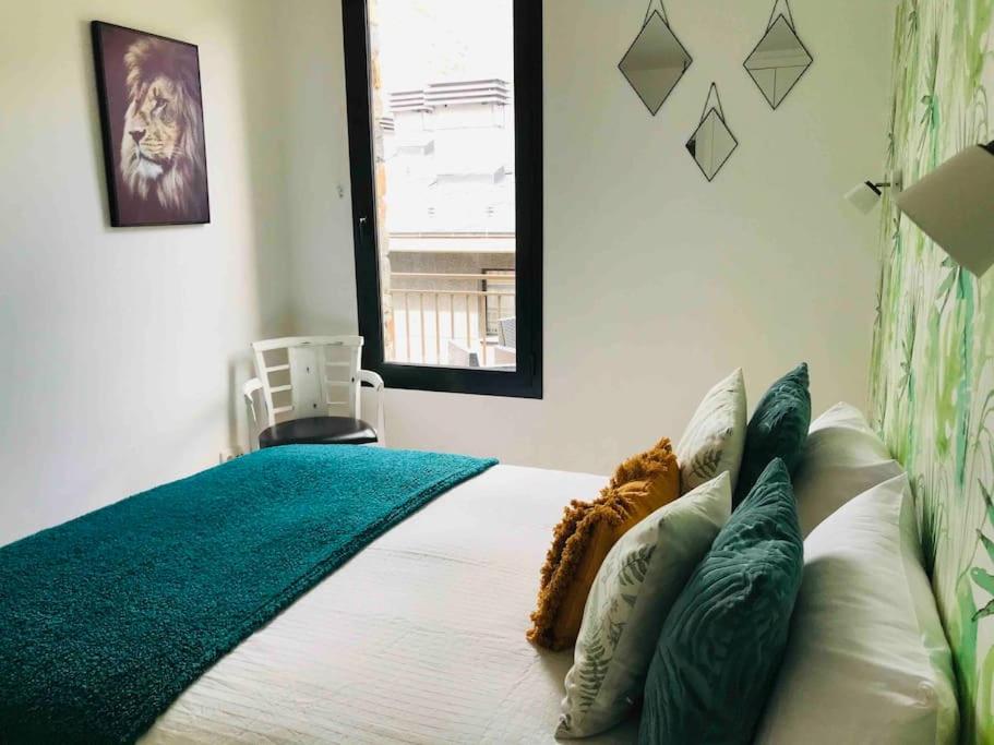 APARTAMENTO CANILLO Wifi-Parquing free-Terraza HUT1-5213