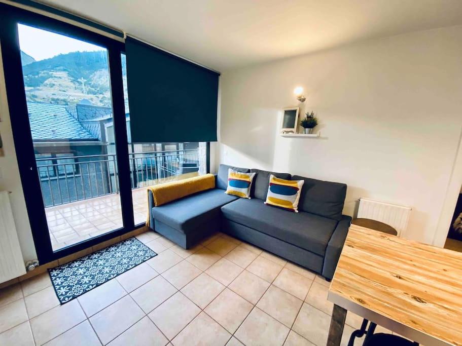 APARTAMENTO CANILLO Wifi-Parquing free-Terraza HUT1-5213