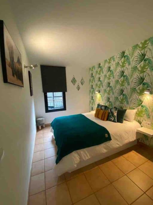 APARTAMENTO CANILLO Wifi-Parquing free-Terraza HUT1-5213