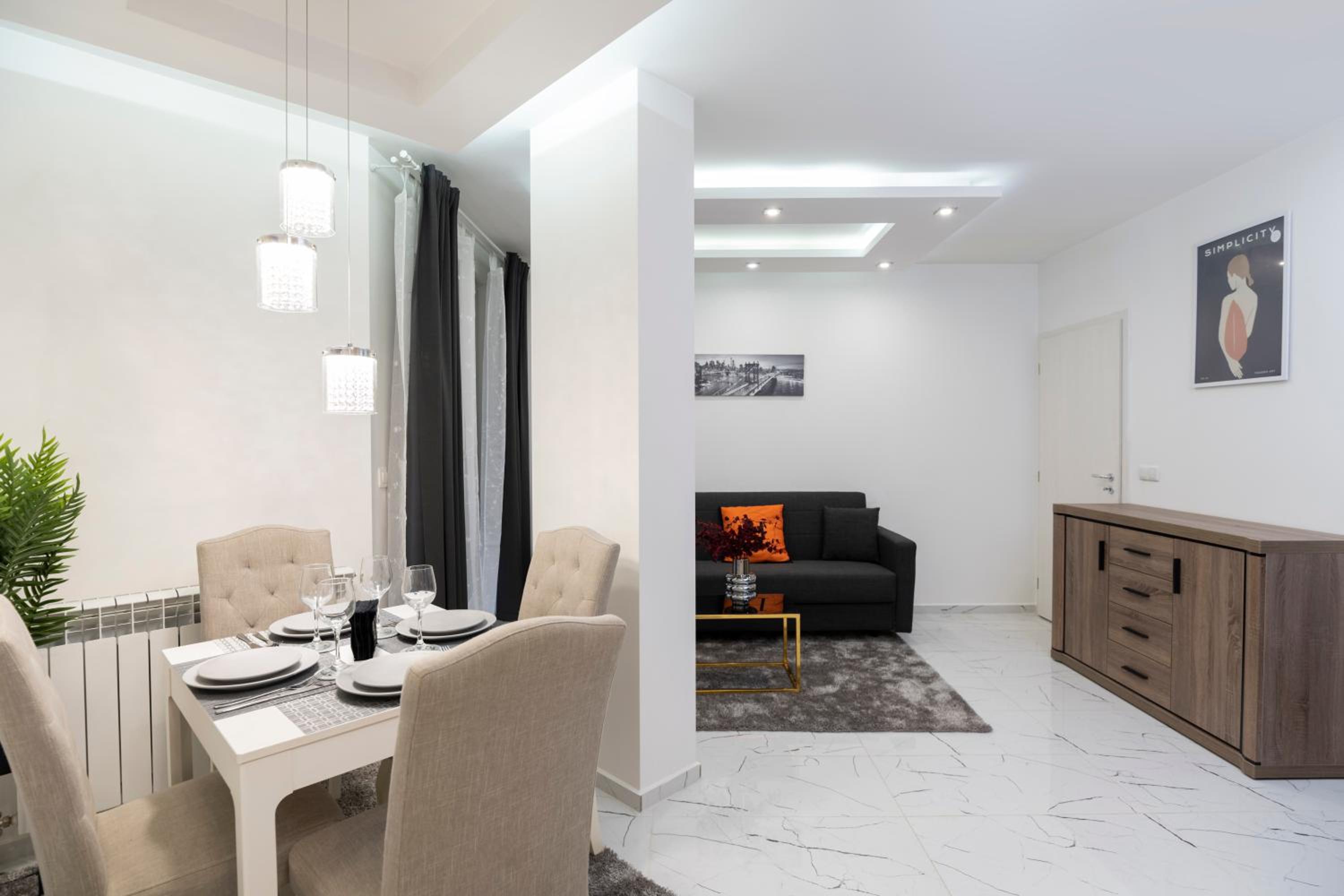 Top Central Apartment & Free Parking