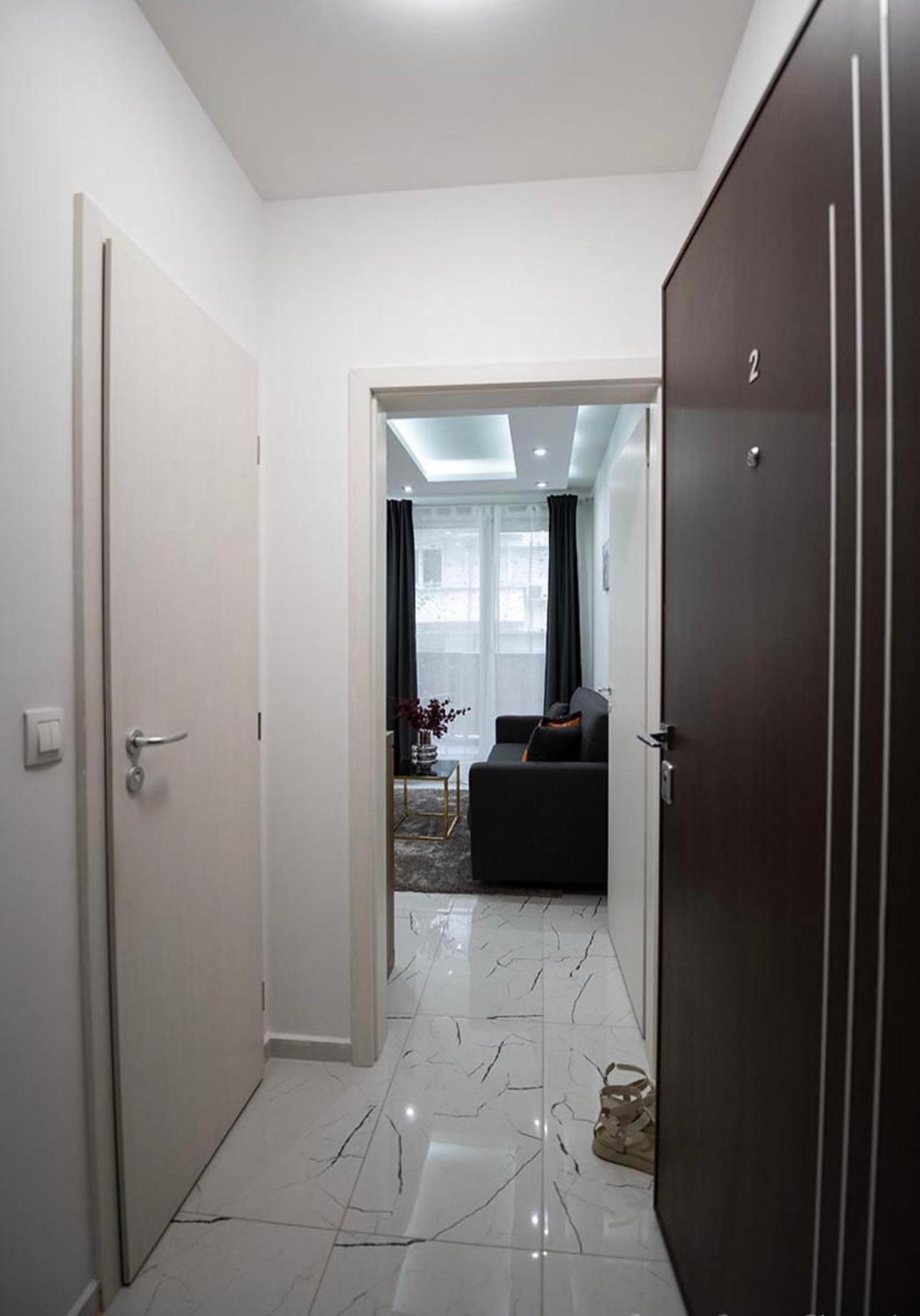 Top Central Apartment & Free Parking