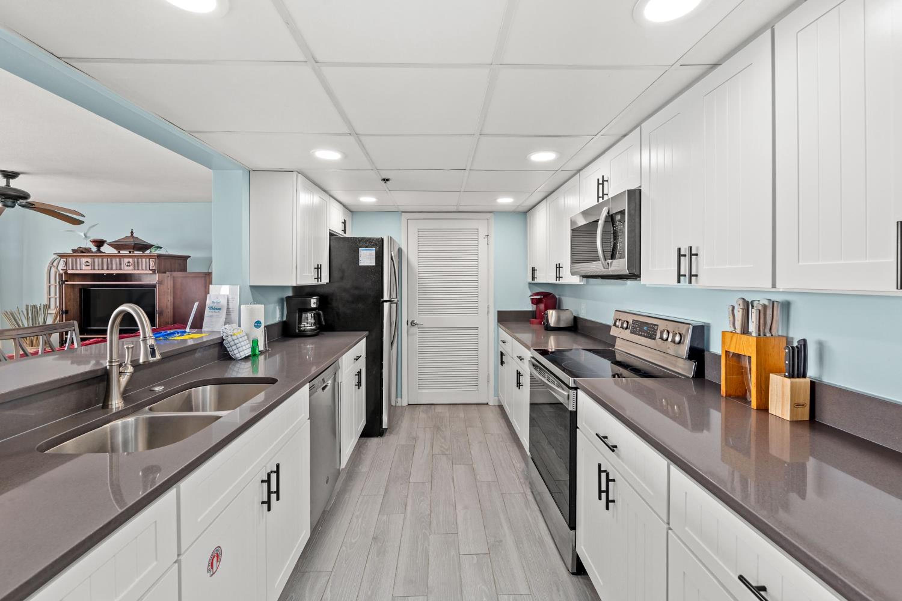 Gulf Front Living Room AND Master Suite! SLEEPS 8! view 5