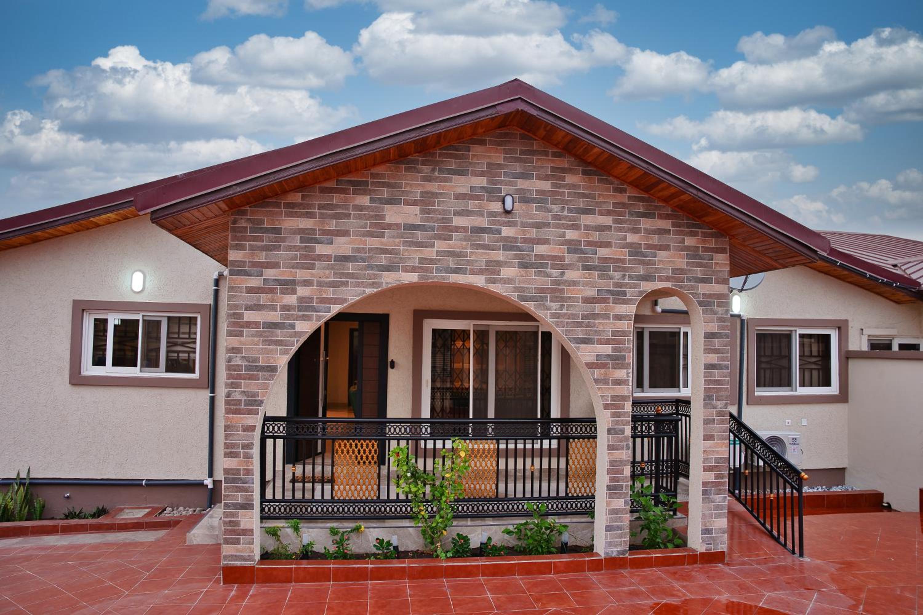 Spacious 3 bed house Spintex East Airport Accra Ghana view 2
