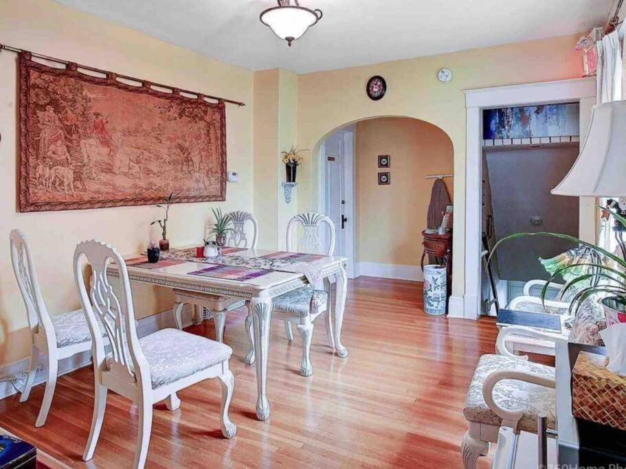 Two bedrooms unit with jacuzzi and great view