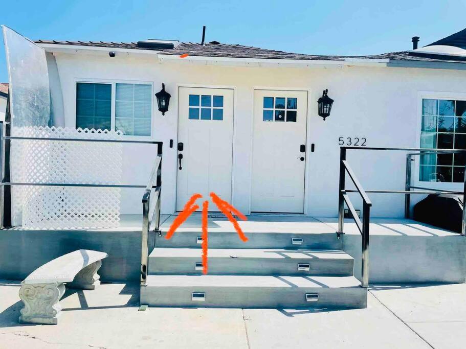 STUDIO-Beach-LAX SPC-X- EL-SEGUNDO-AIR-FORCEBASE view 4