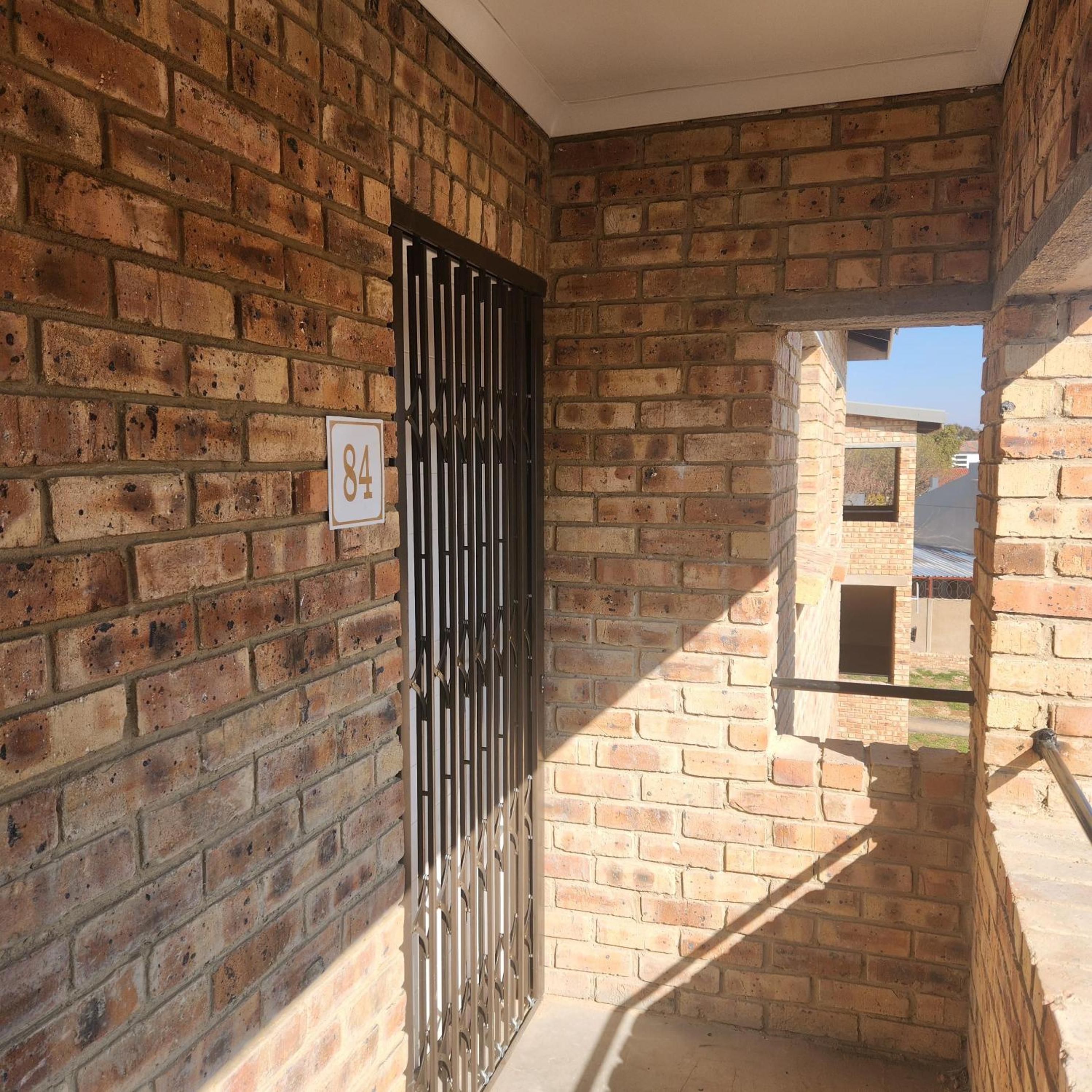 Two Bedroom townhouse THE PINES ALBERTSDAL