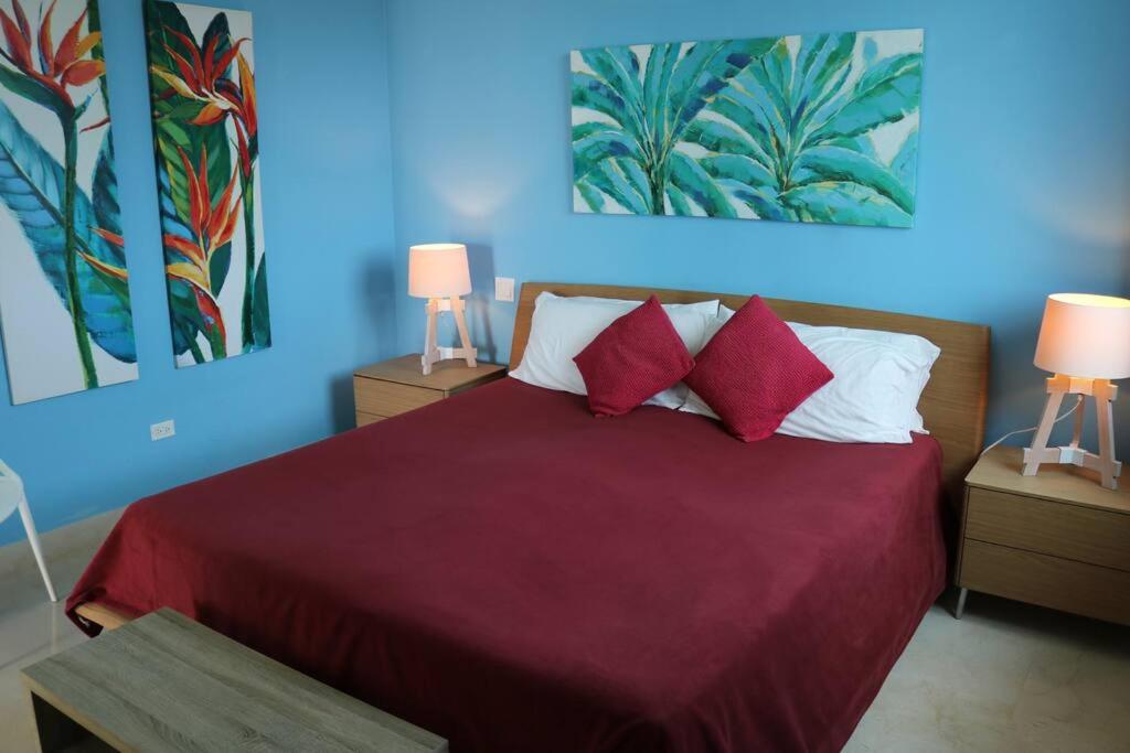 07F Resort Breathtaking Ocean Views Panama Canal view 4