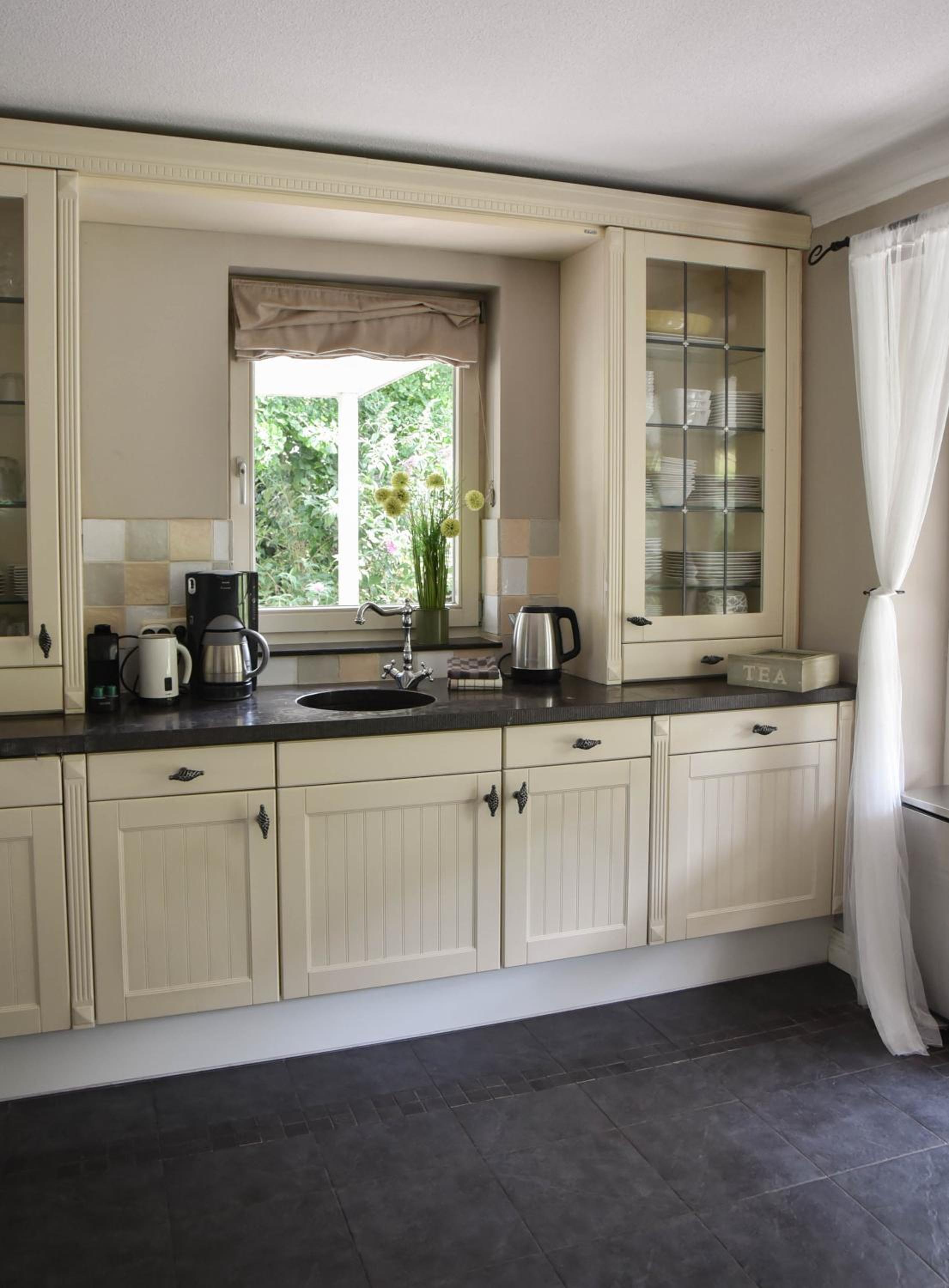 The Cosy Cottage for Comfort with Sauna and Hottub view 5