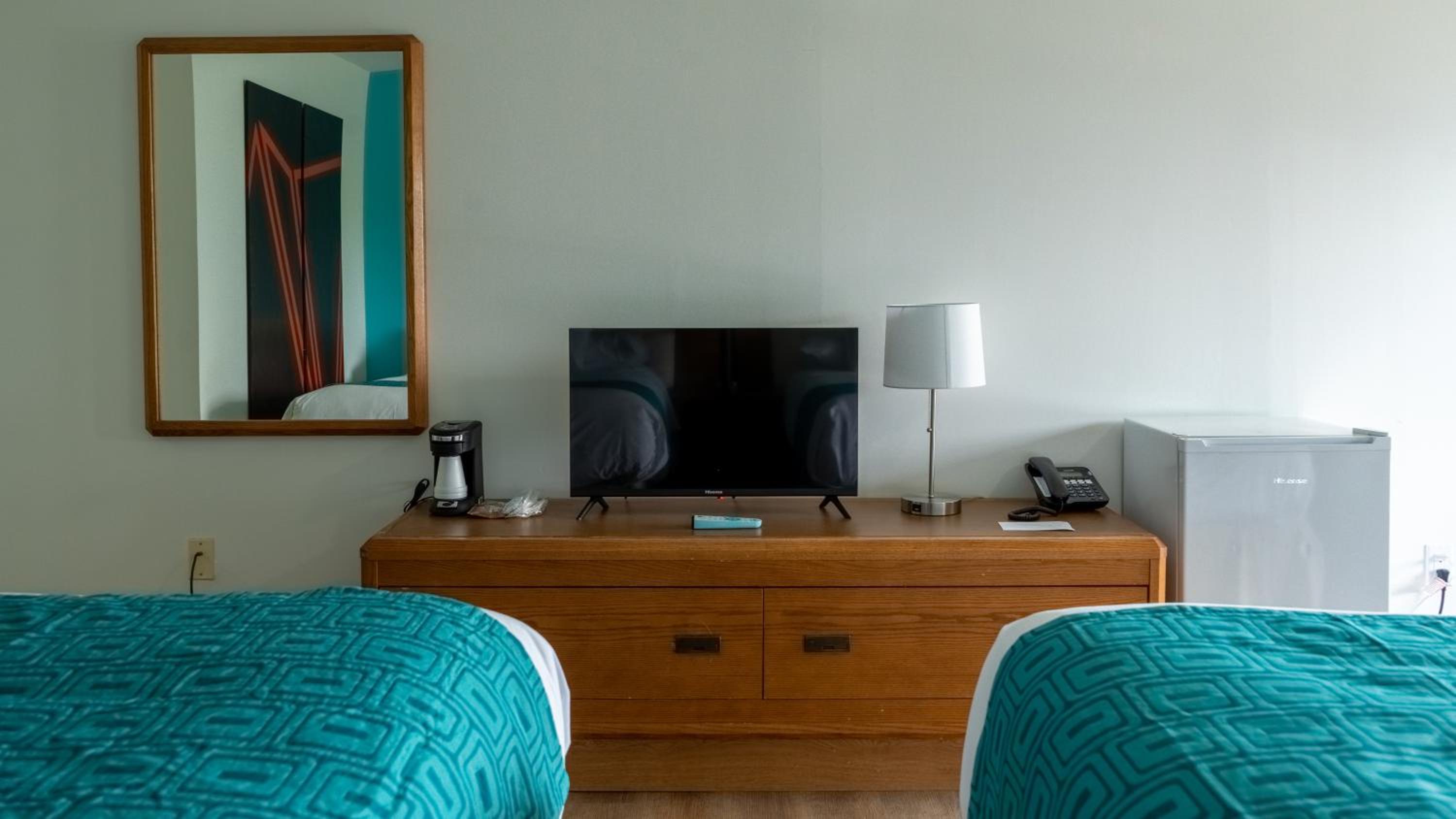 Howard Johnson by Wyndham Niagara Falls - Image 3