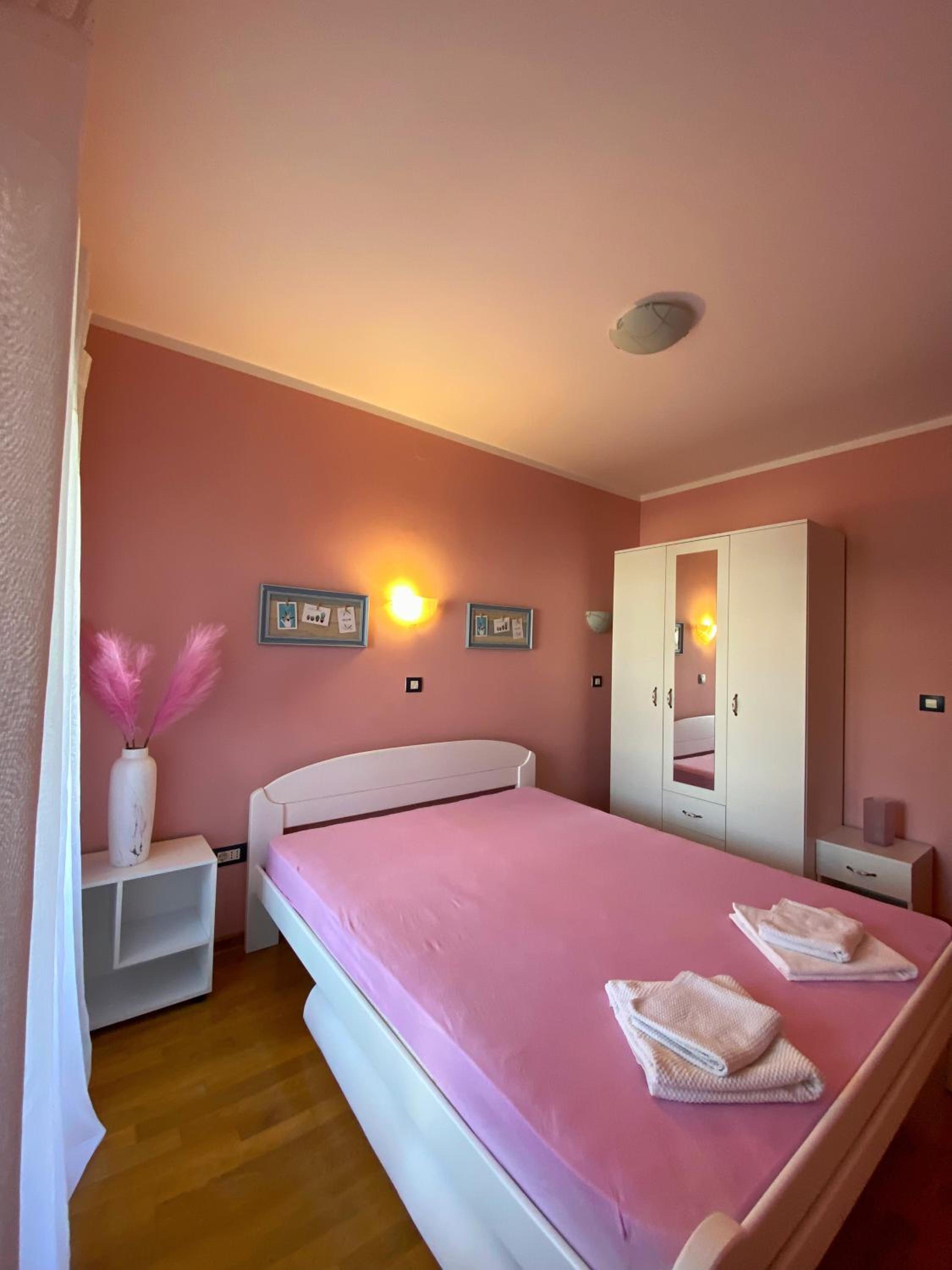 Apartment Center Adria