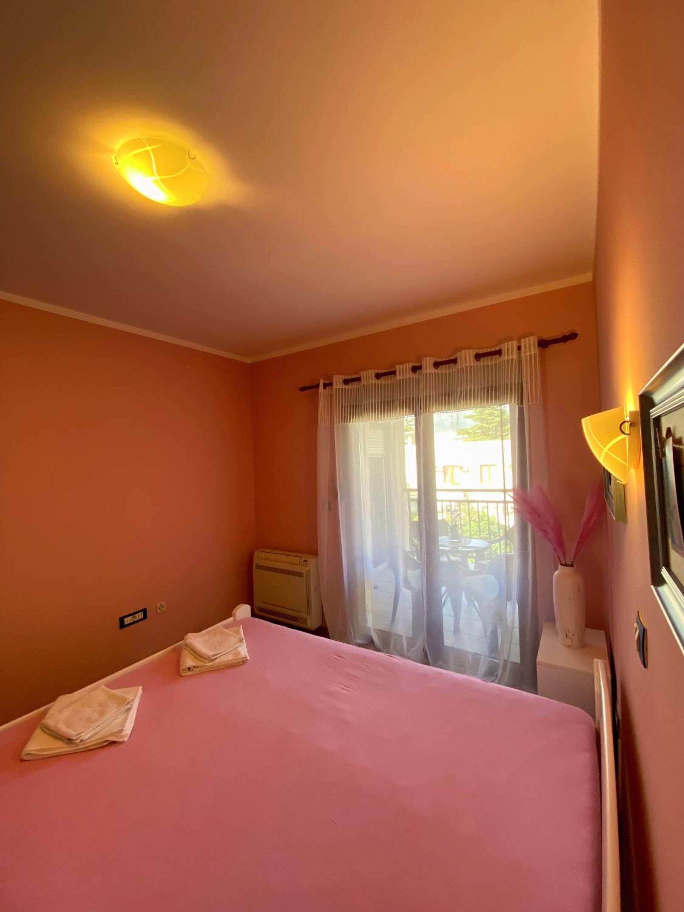 Apartment Center Adria