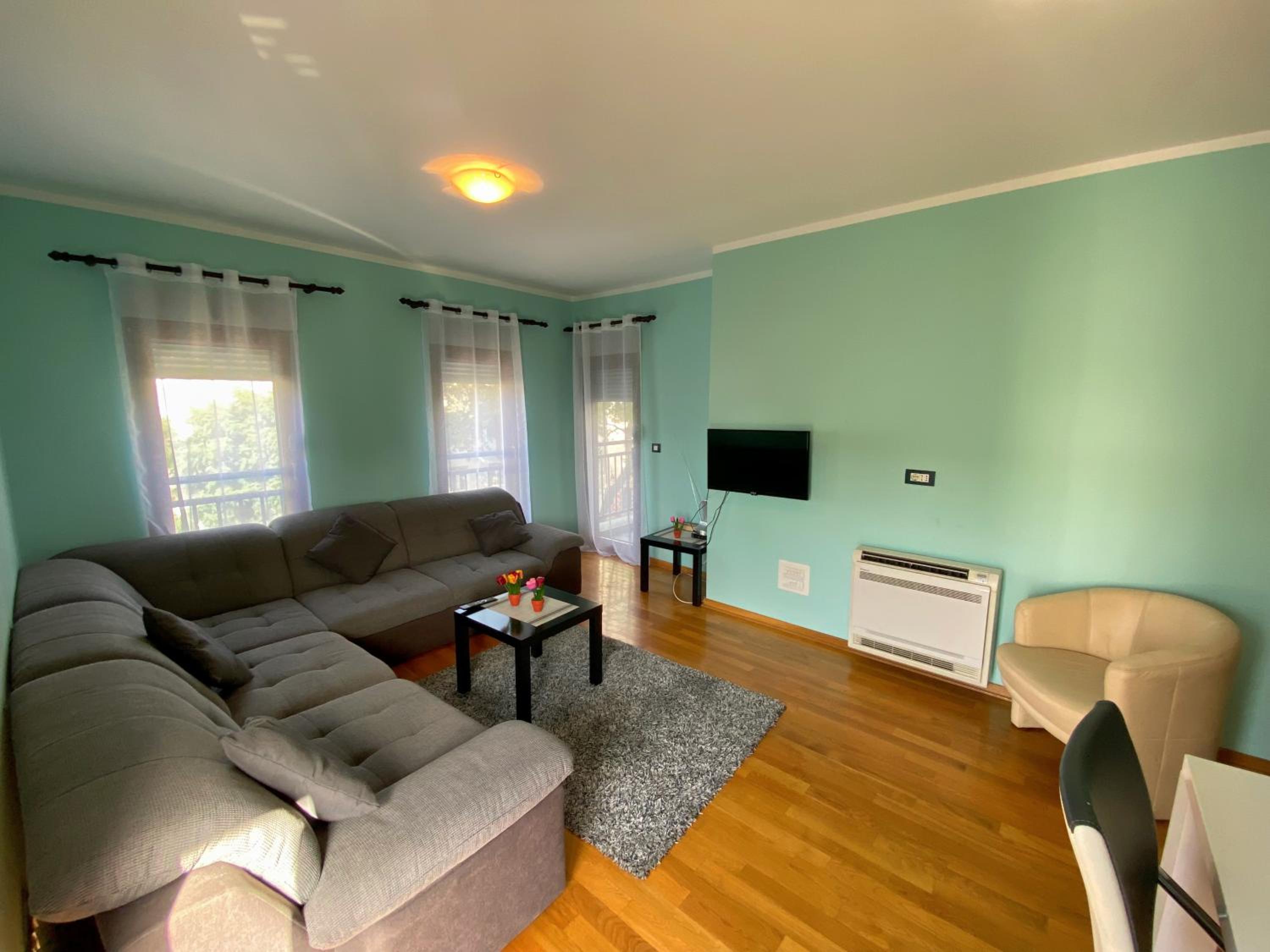 Apartment Center Adria