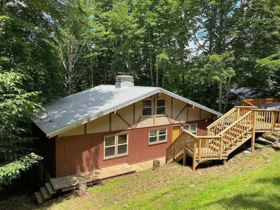 Hotel Cozy cabin with boosted Wi-Fi - Image 1