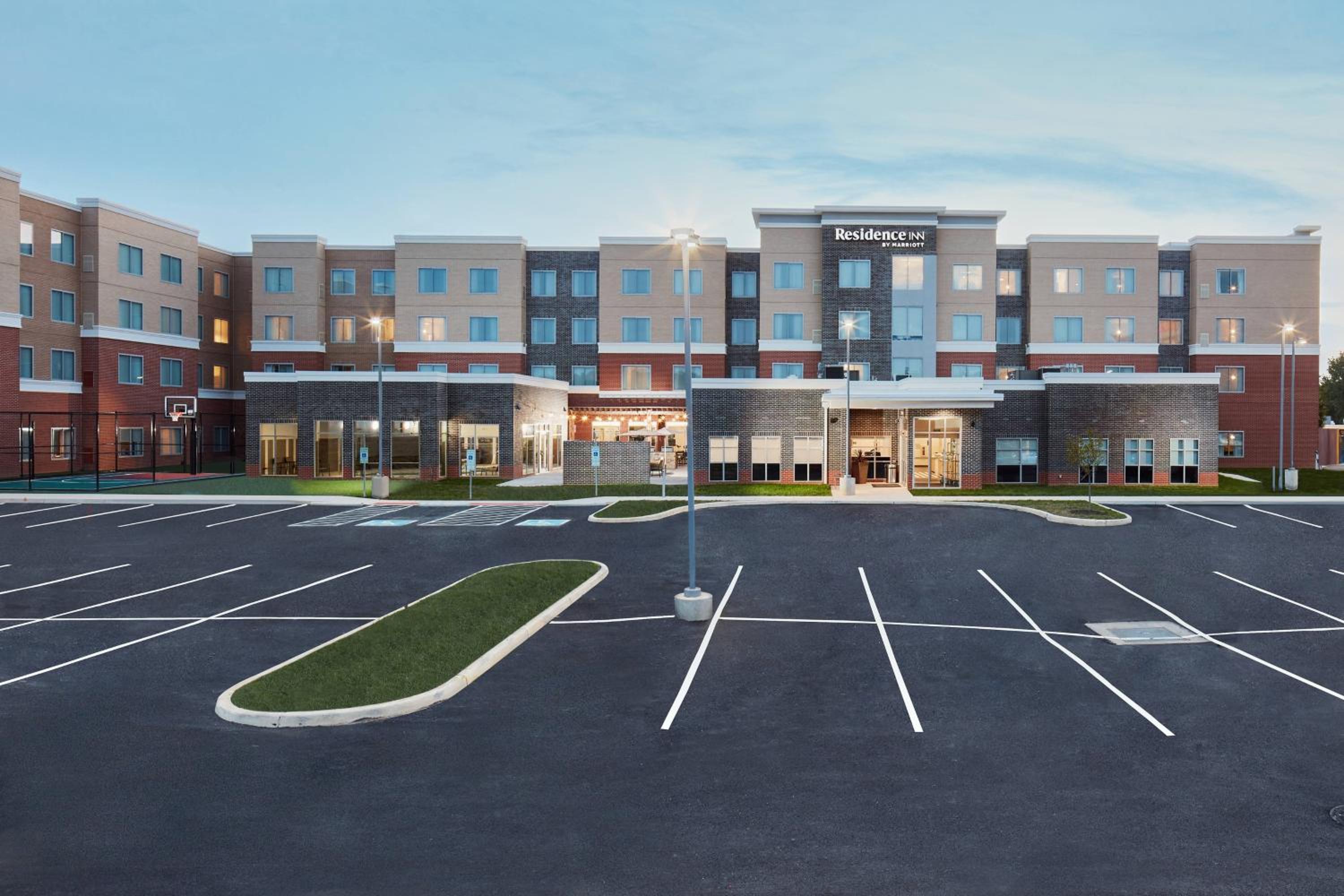 Richmond Vacations - Residence Inn Richmond Midtown/Glenside - Property Image 12