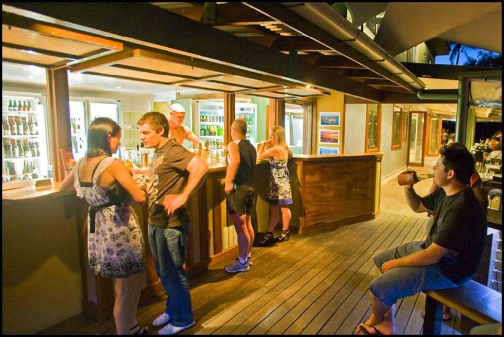 Kangaroo Kabin - Entire cabin, 5mins to the beach