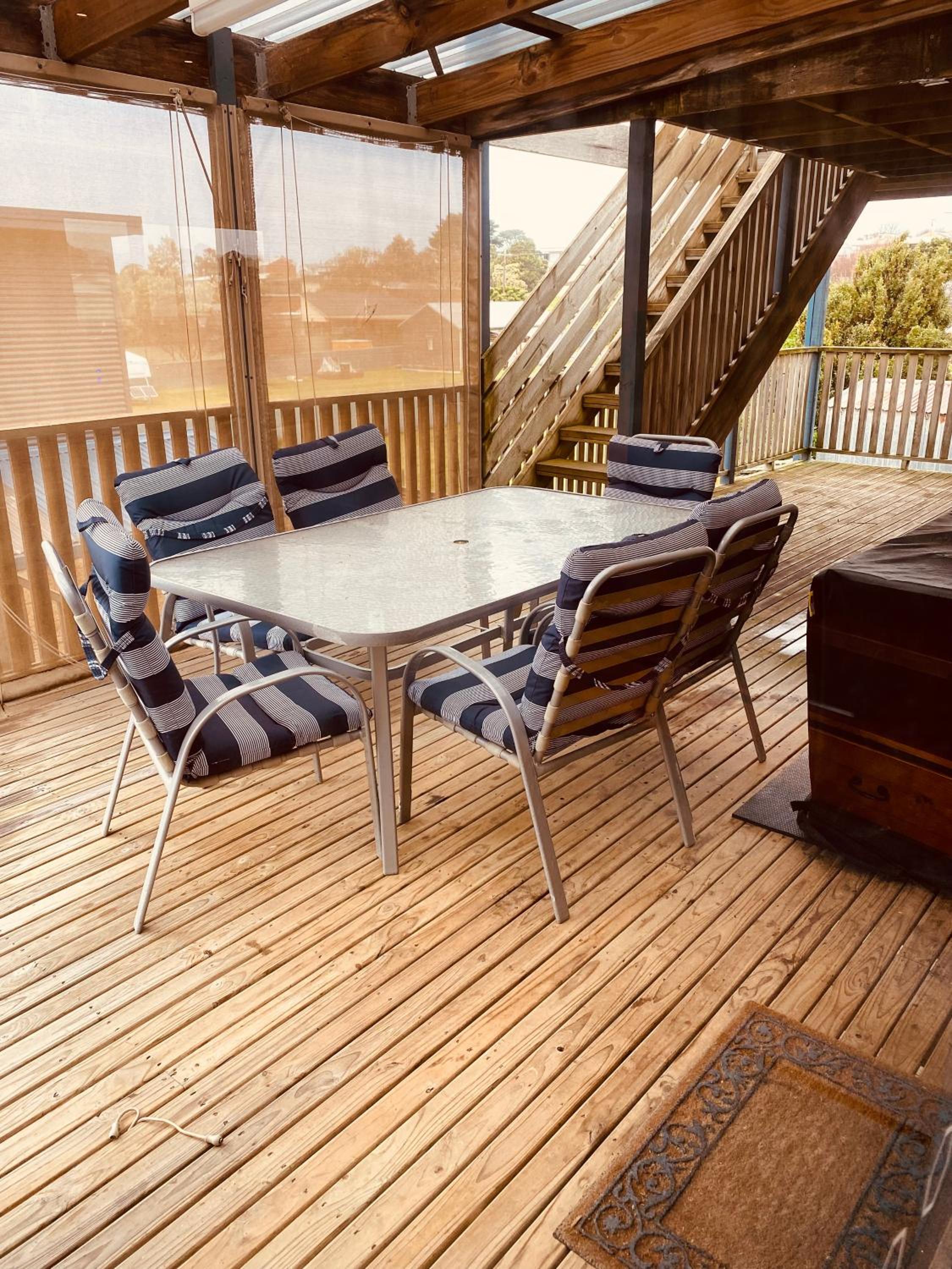 Apollo Bay Hideaway 5 minute walk to the beach