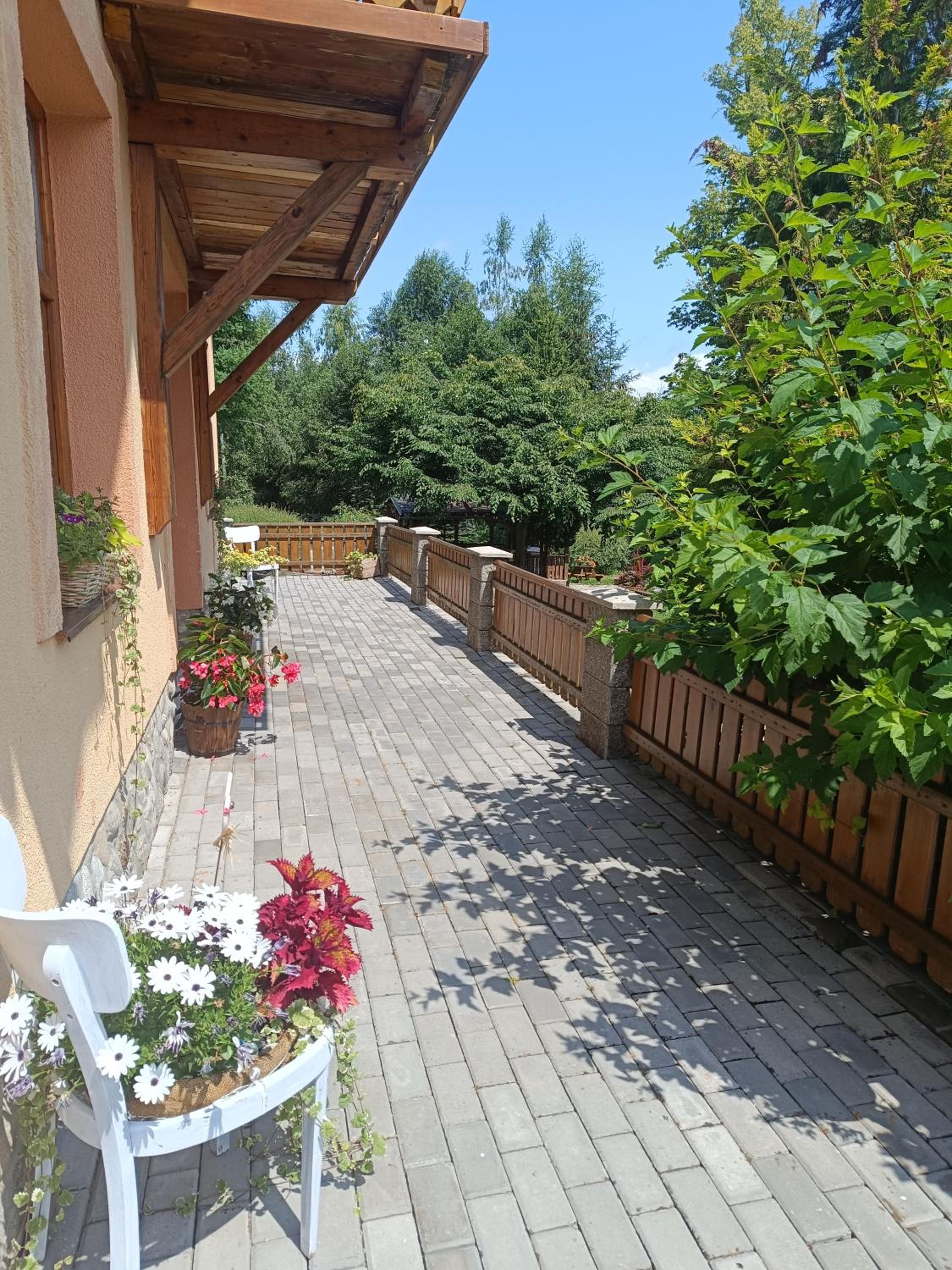 Photo 28