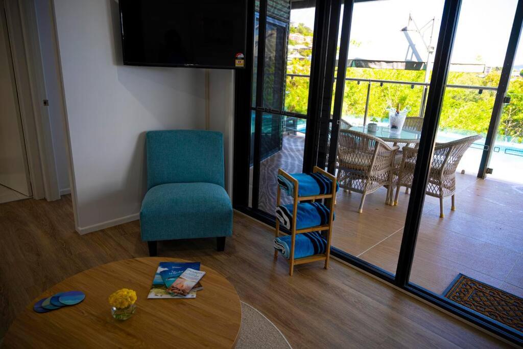 Fabulous 2 bedroom with private pool
