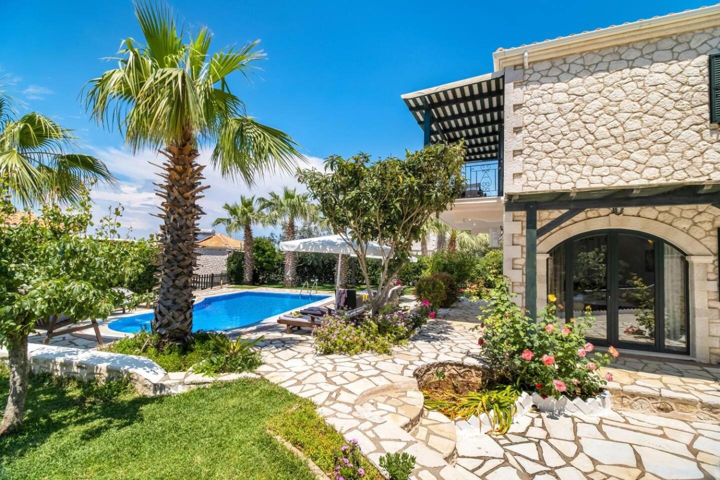 Villas Goudis
