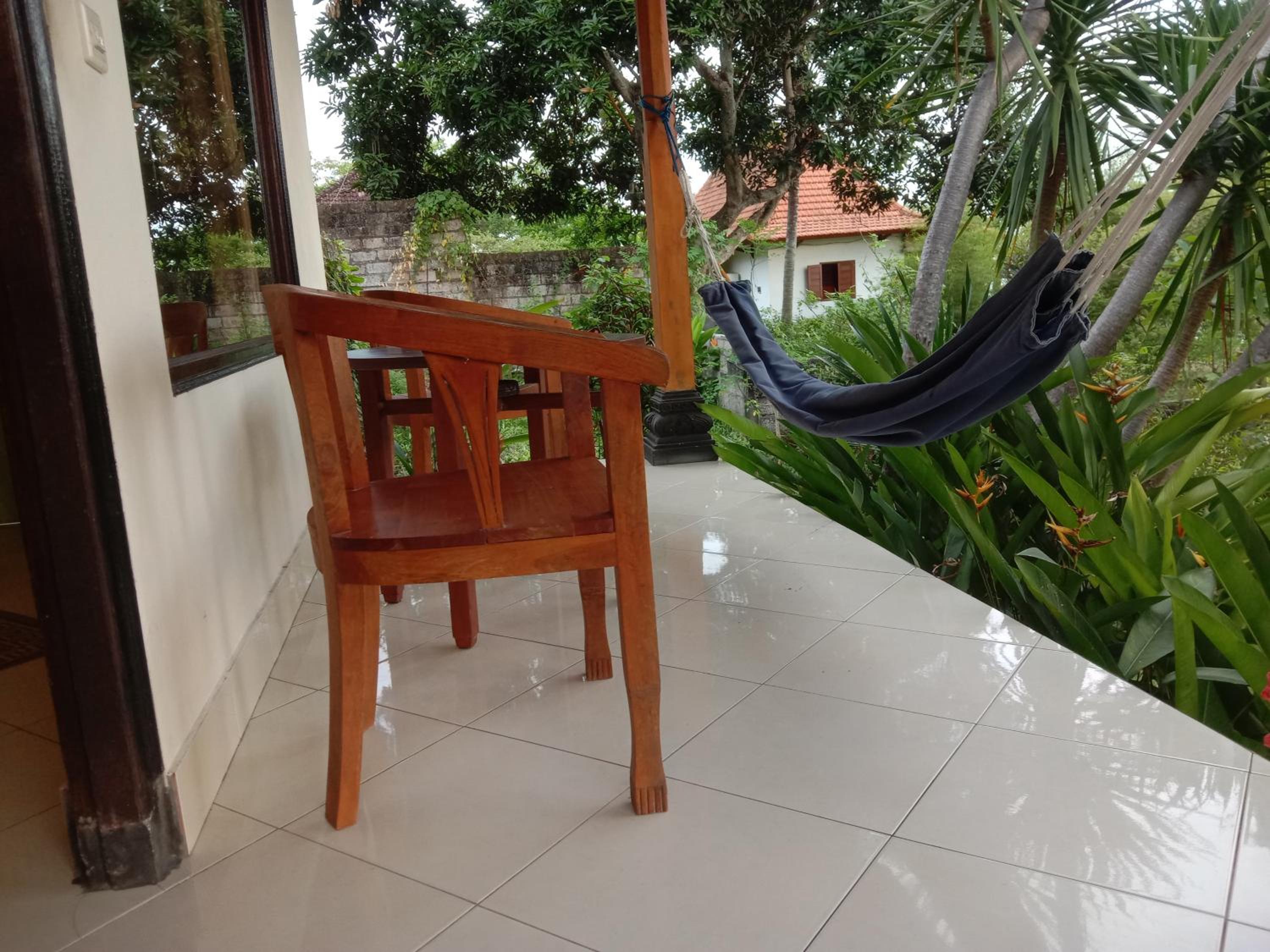 Frangipani Inn & Restaurant