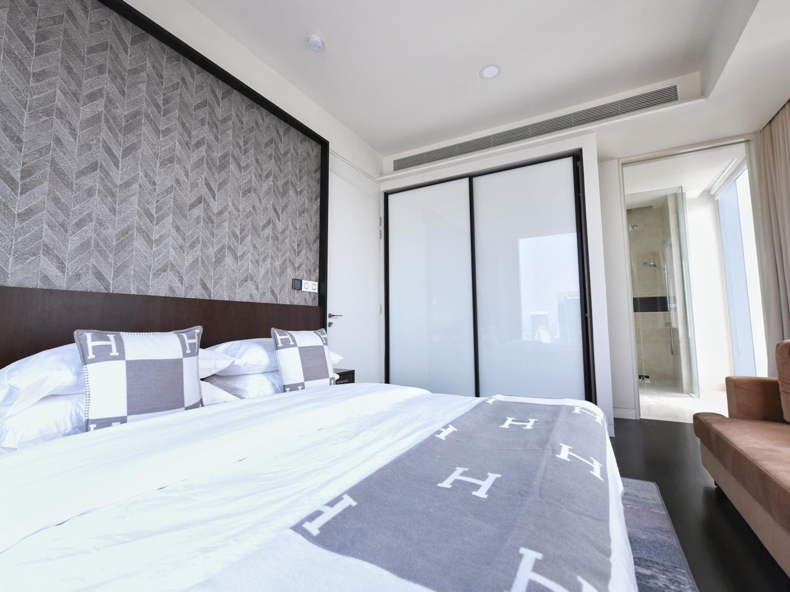 Tropicana The Residences - KLCC VIEW Luxury Apartment Collections