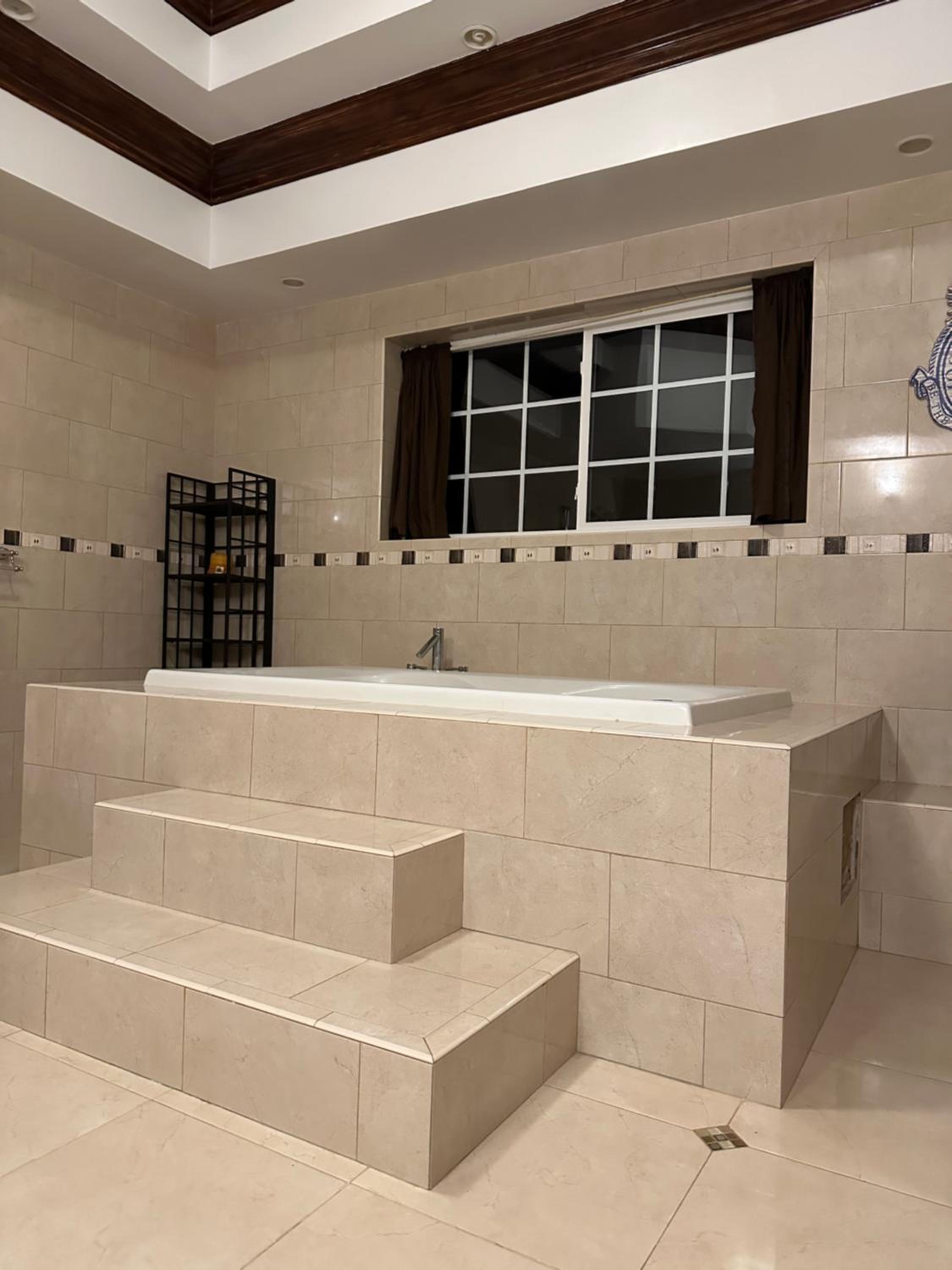 Hidden Gem Exuma - KING BED master suite and central air