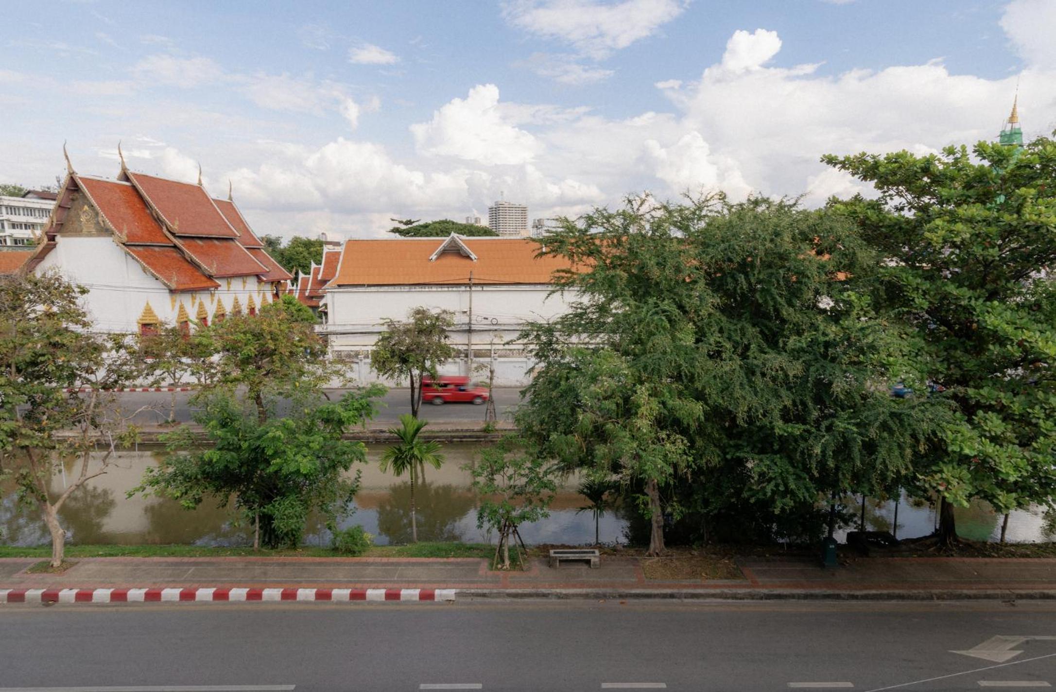 Shapel Hostel and Cafe