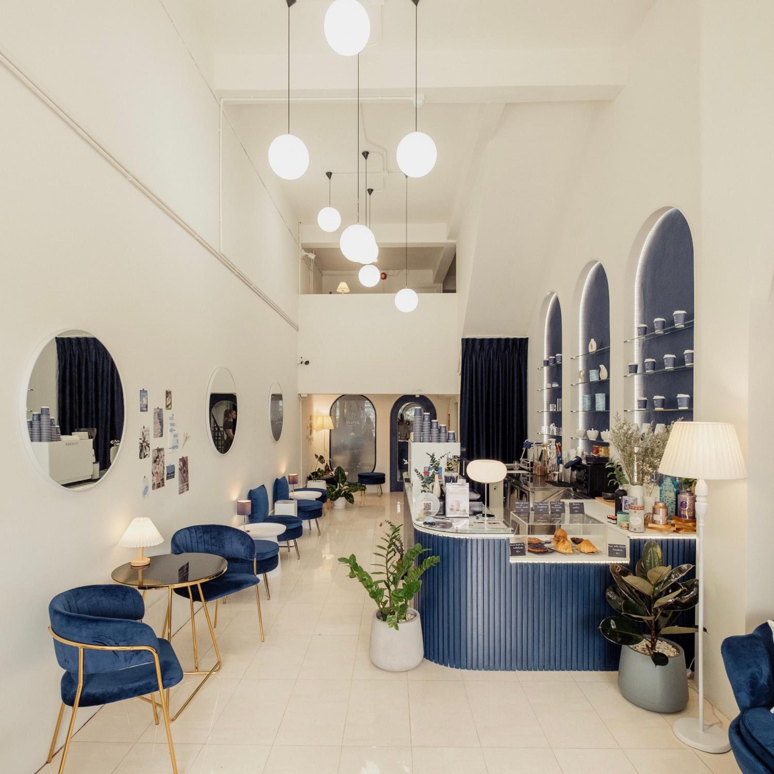 Shapel Hostel and Cafe