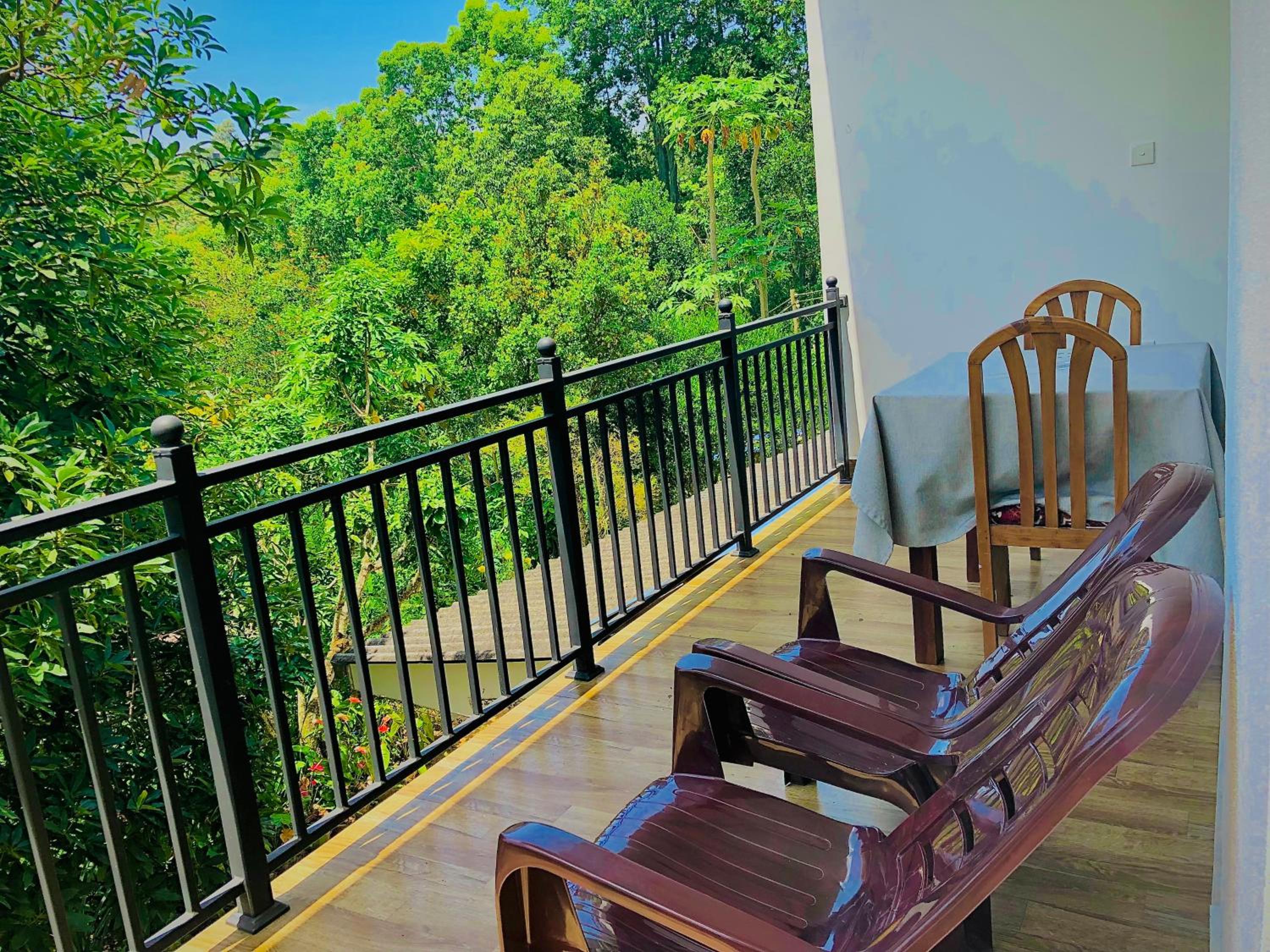 Relax Inn view 5