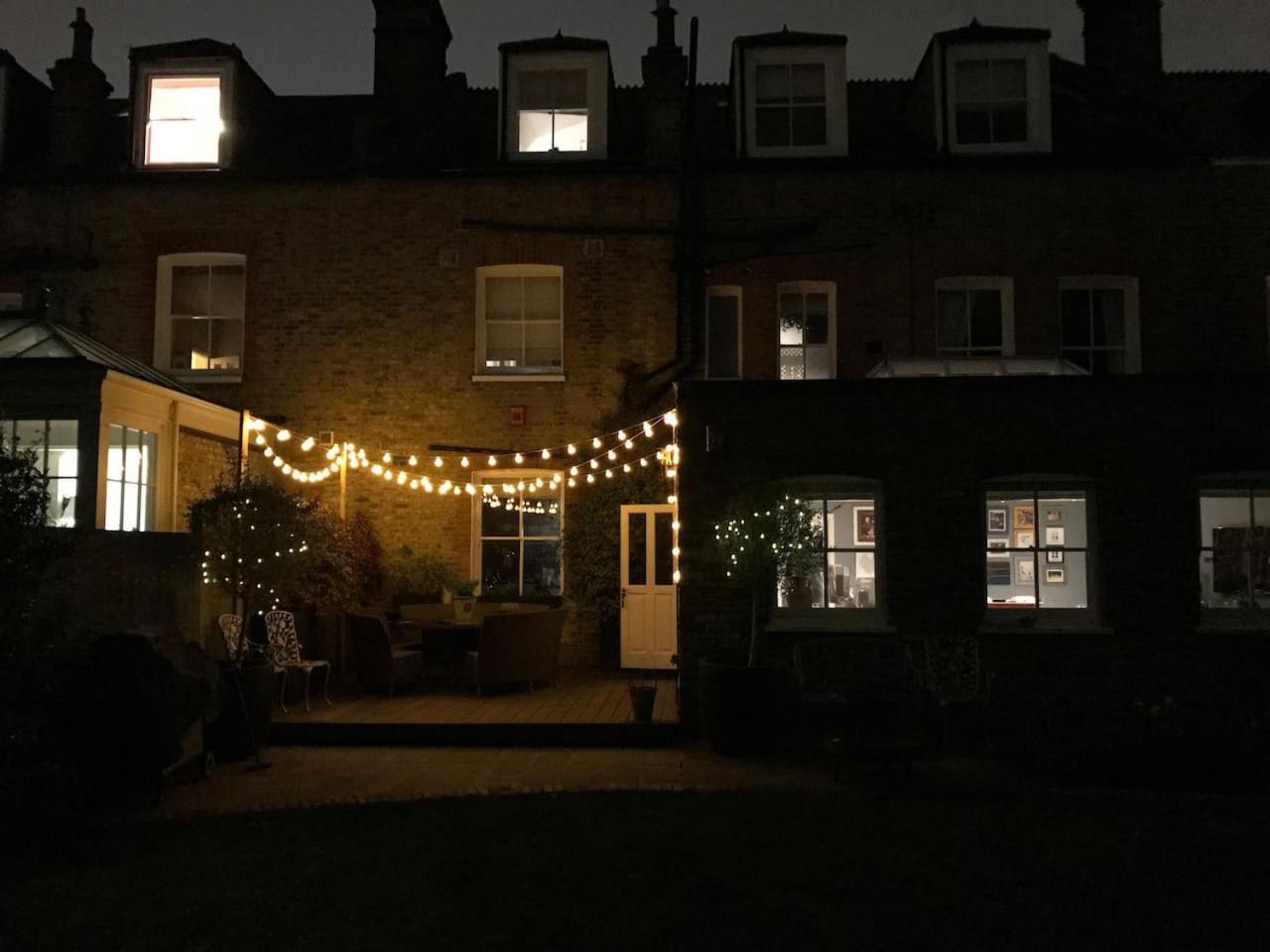 Heaver House - stunning, large, 5BR house nr tube and tooting common