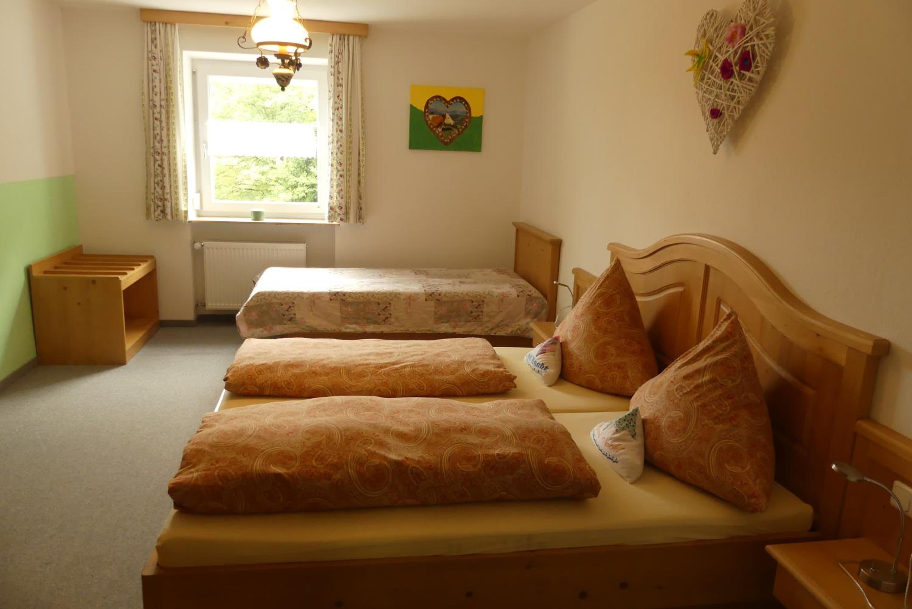 Ferienwohnungen Haus Kunterbunt