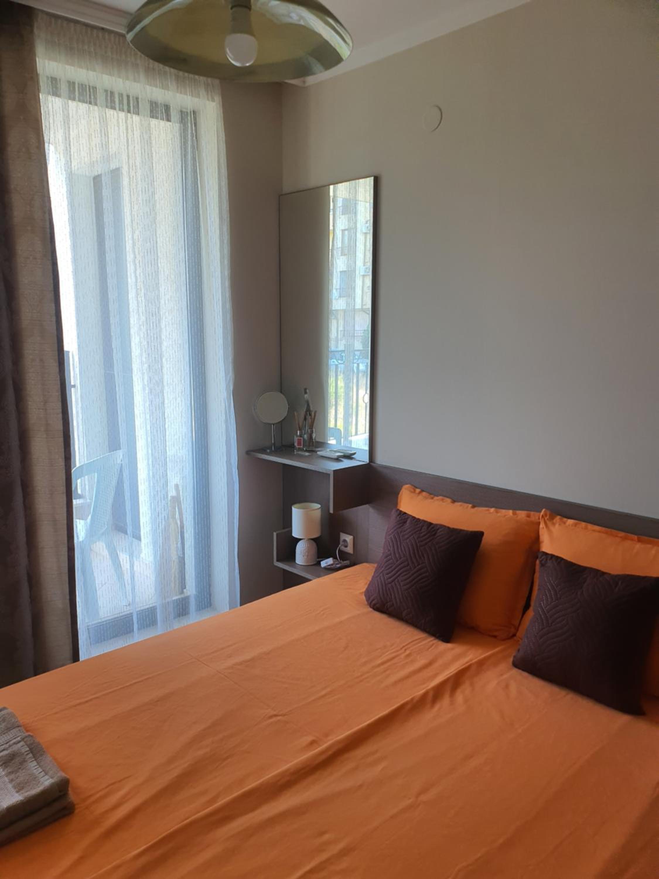 Relaxing Mountain View Apartment near the Beach