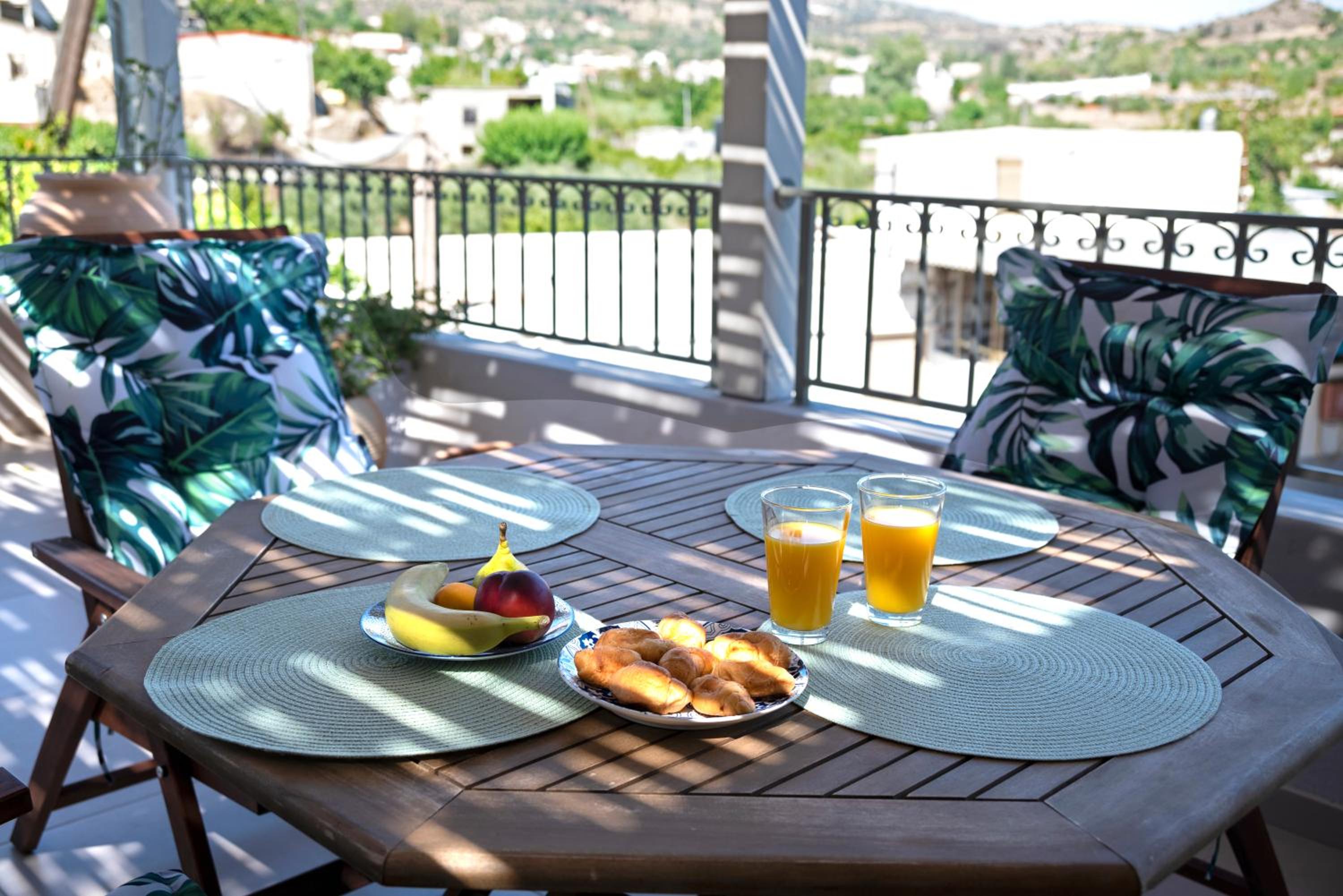 Merastri Cretan Home
