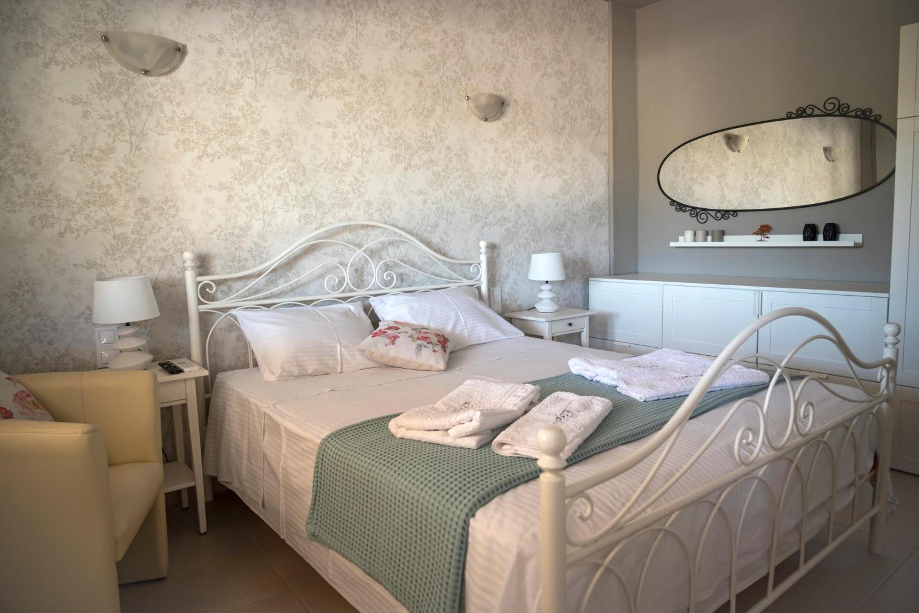Merastri Cretan Home