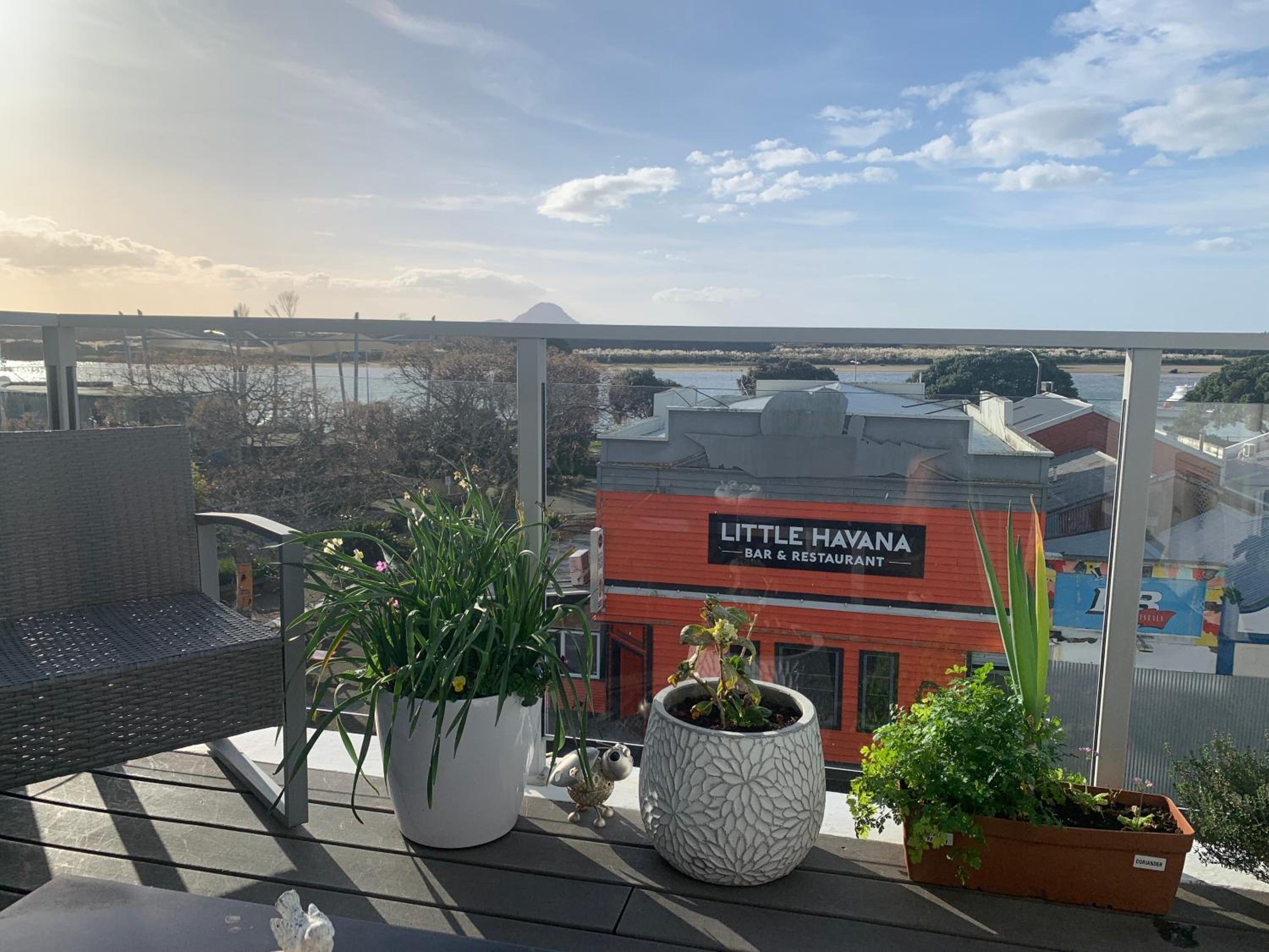 Quayside Luxury Apartments view 3