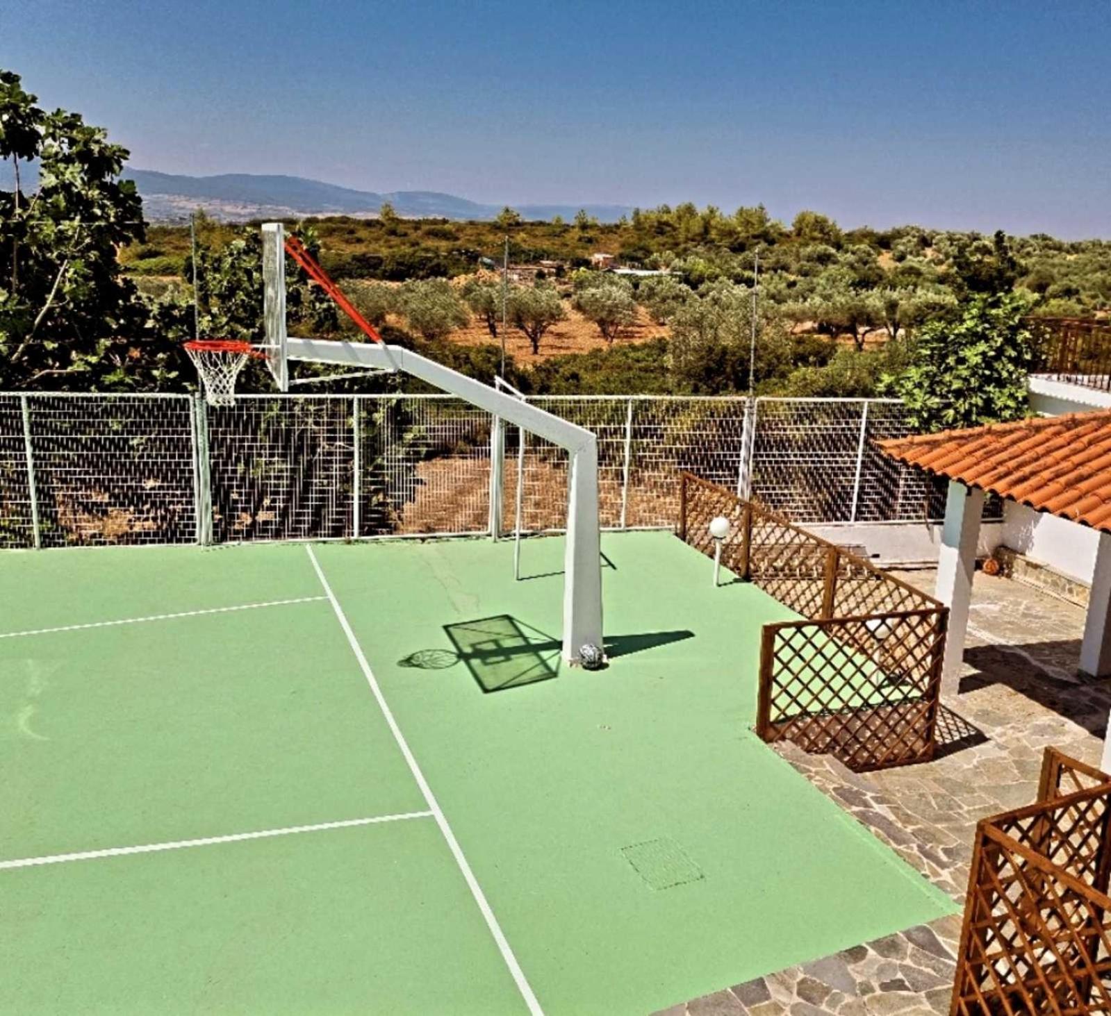 Villa ChrysPa Attica