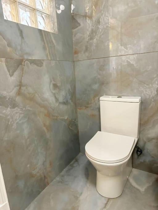 Historical Center, Large 2 Bedroom Apartment, Bright & Stylish view 5