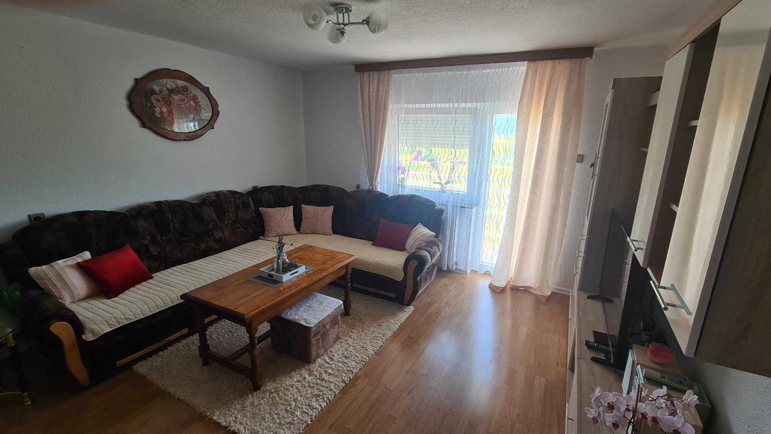 Apartment Dolic - Your peaceful spot with a panoramic view view 2
