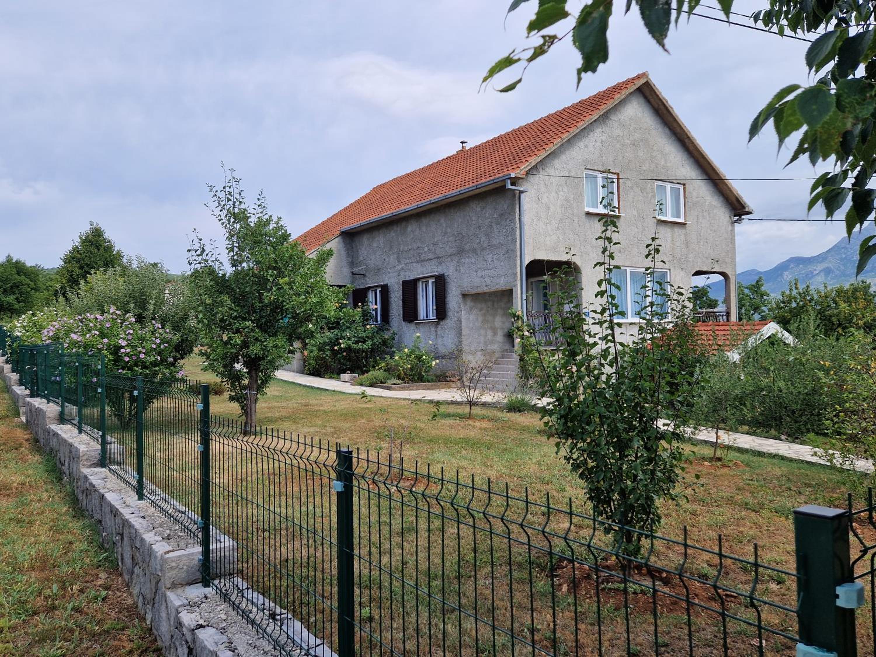 Apartman Lana