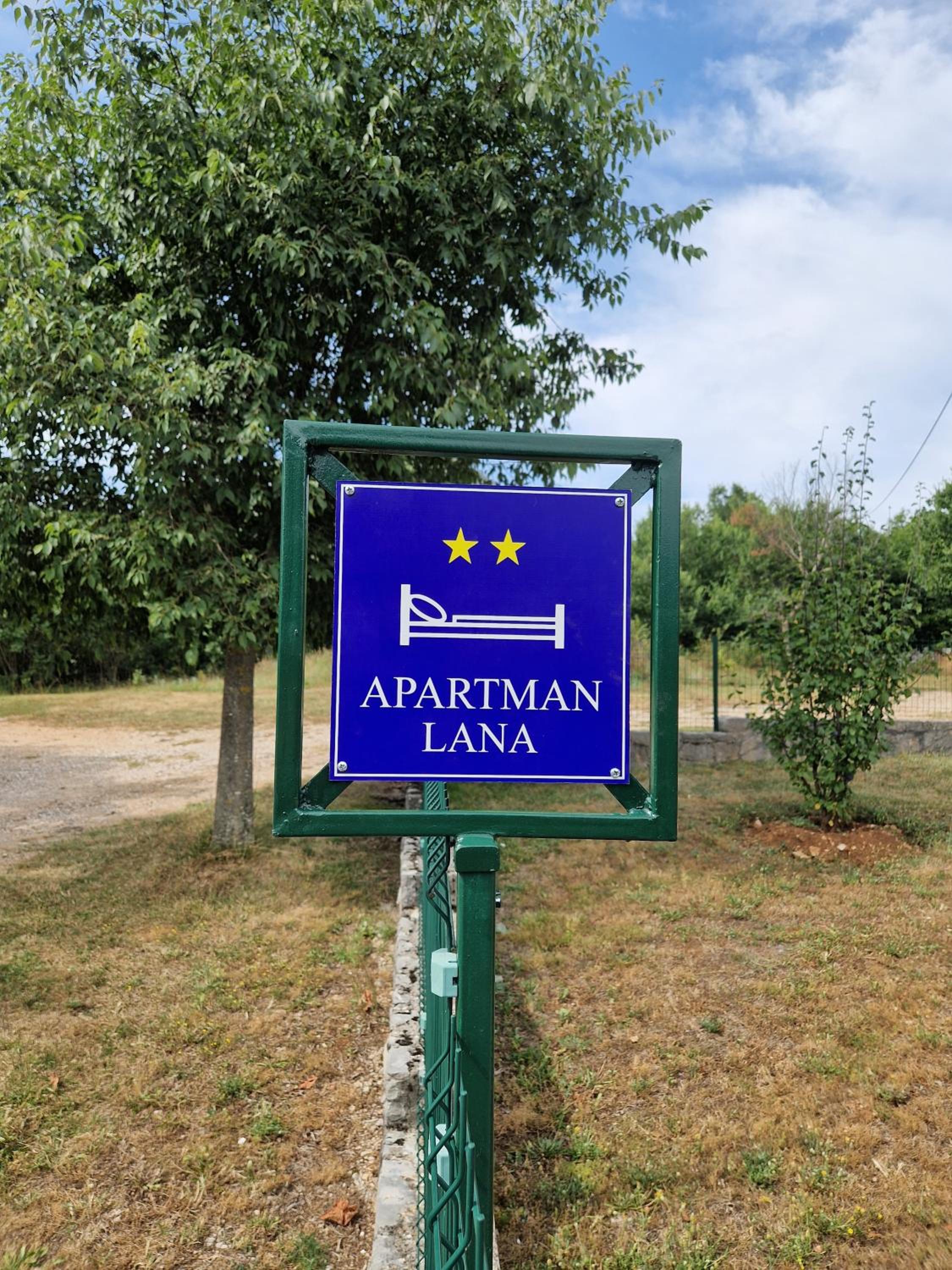 Apartman Lana